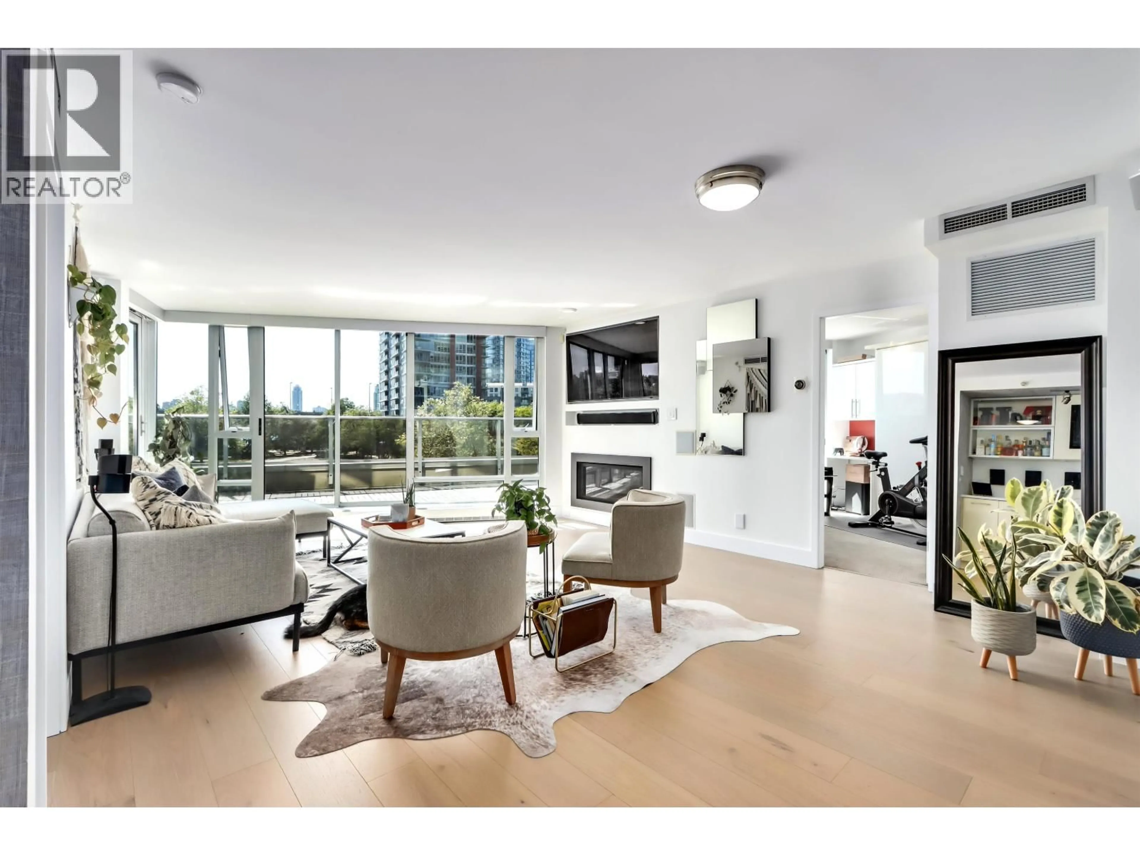 Living room with furniture, unknown for 303 - 8 SMITHE MEWS, Vancouver British Columbia V6B0A5