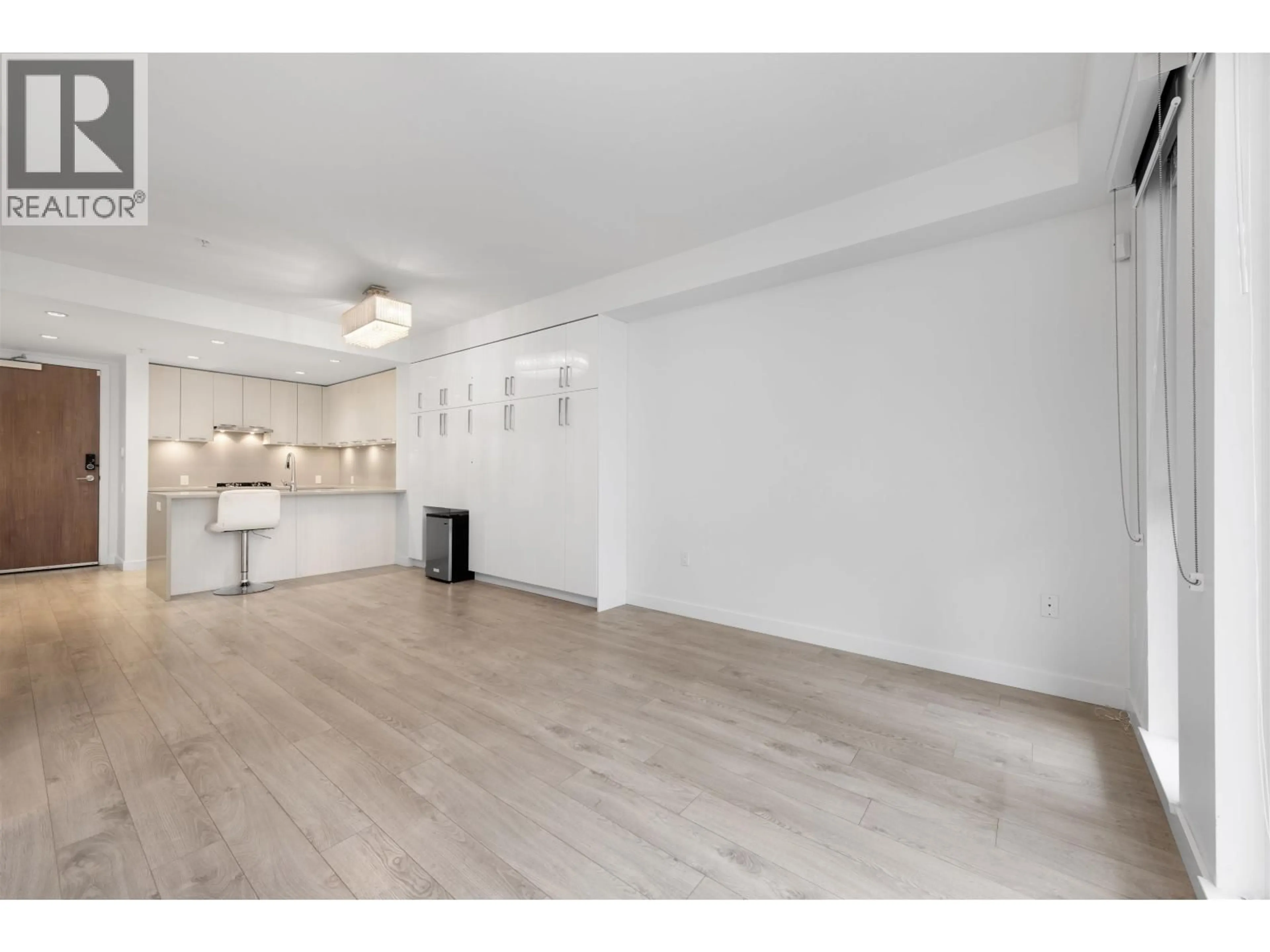 A pic of a room for 208 - 6633 CAMBIE STREET, Vancouver British Columbia V6P0E5