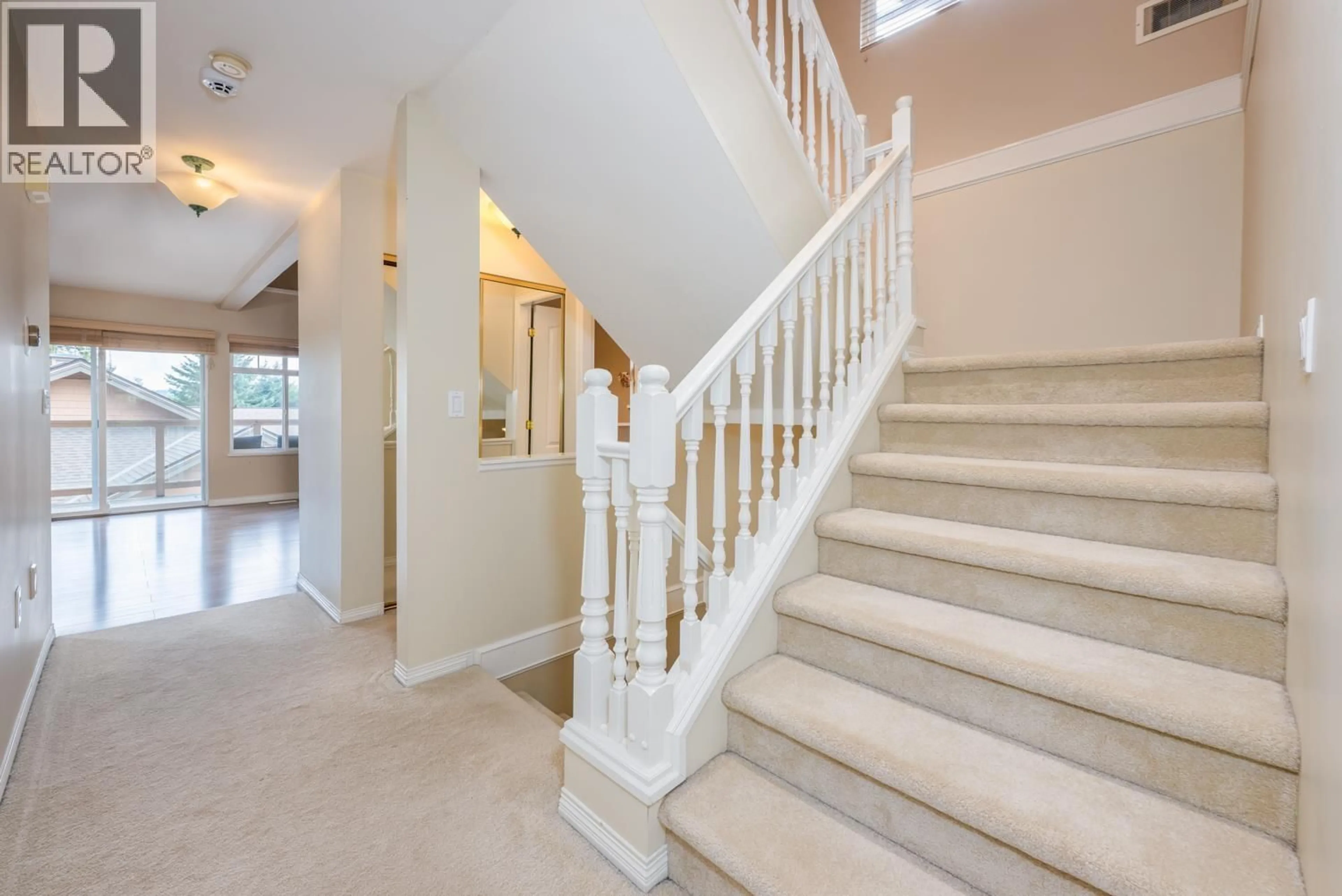 Unknown for 34 - 5201 OAKMOUNT CRESCENT, Burnaby British Columbia V5H4S8