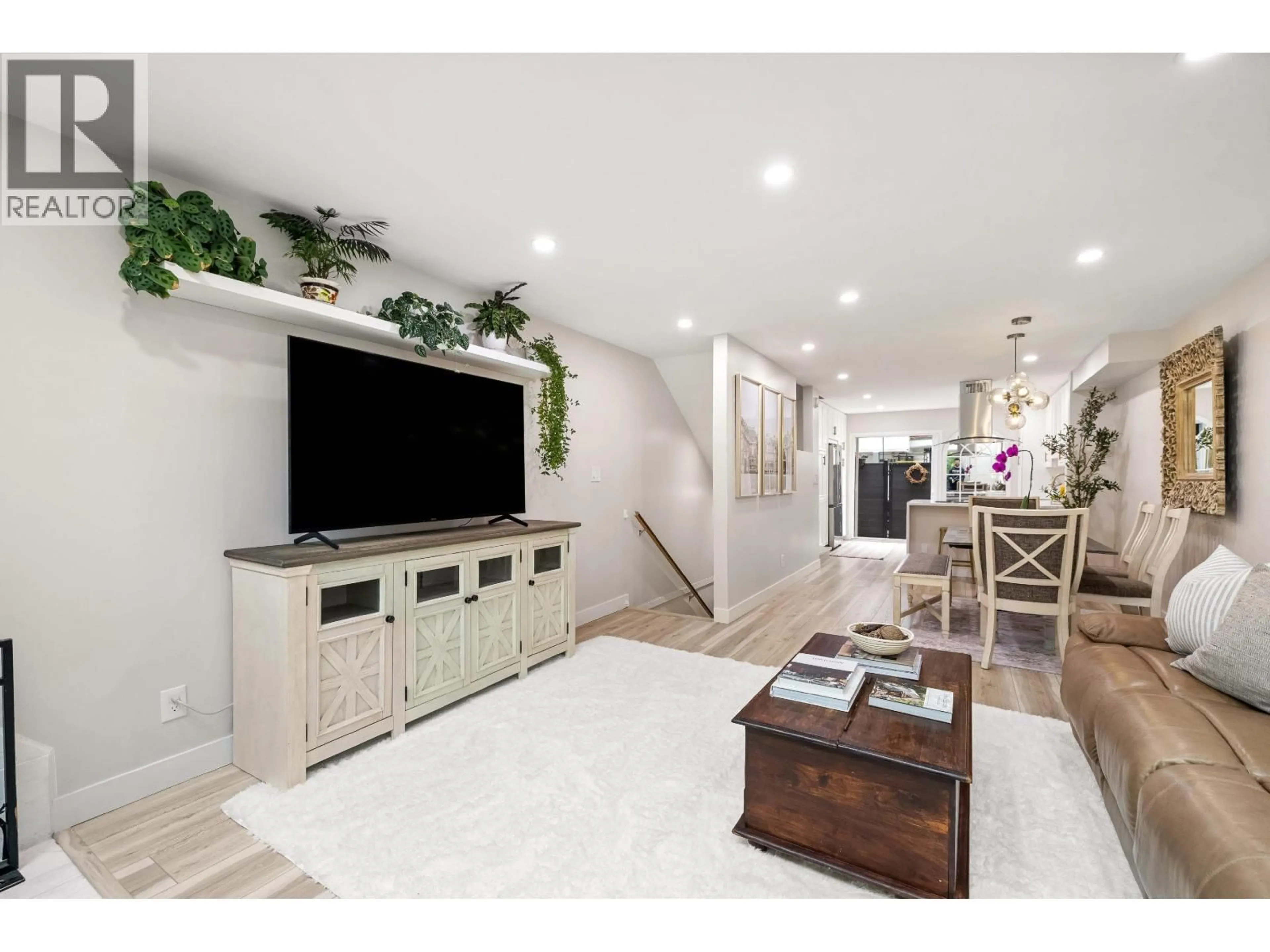 Home theater for 8 - 1285 HARWOOD STREET, Vancouver British Columbia V6E1S5