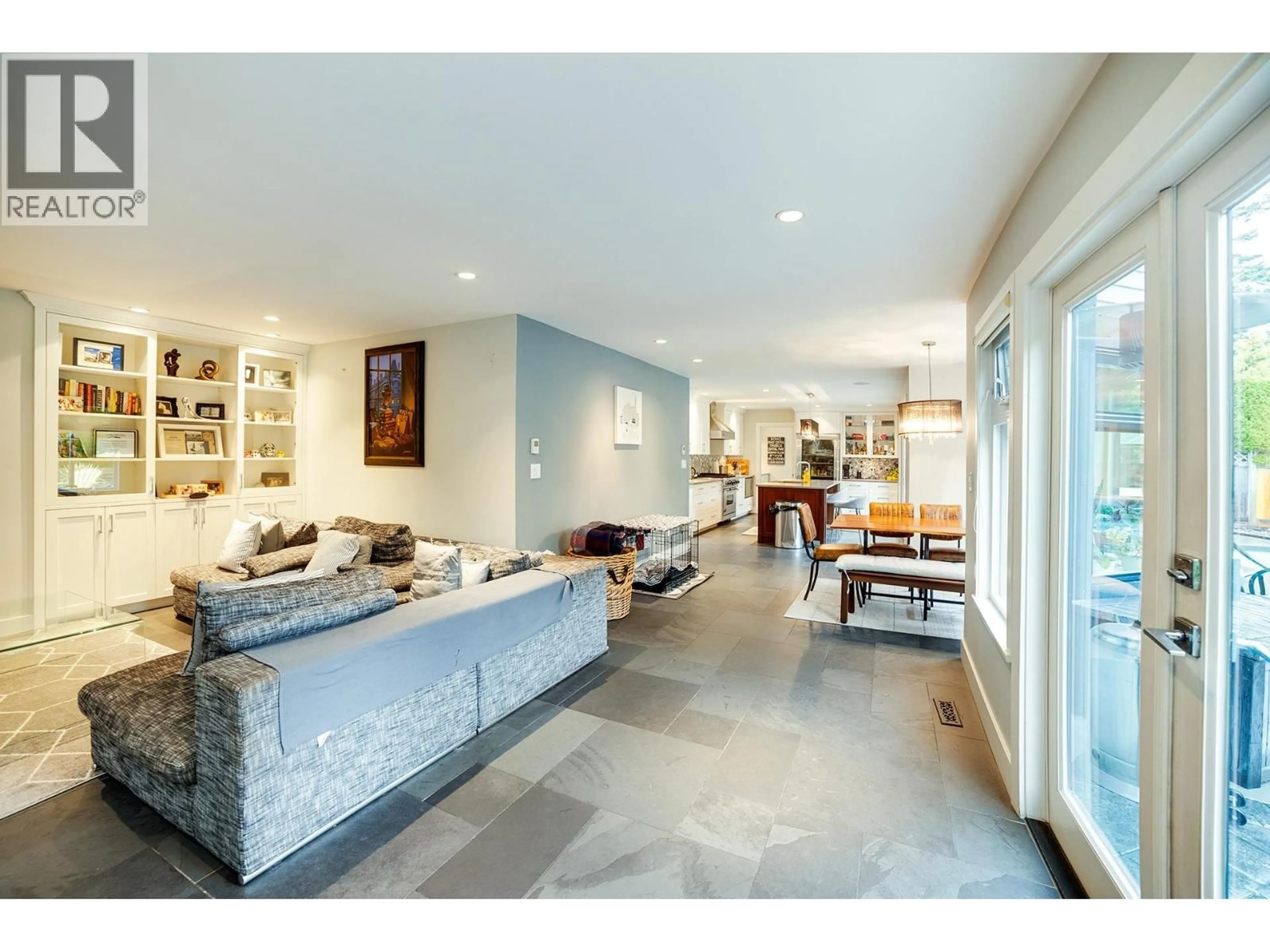 Open concept kitchen, ceramic/tile floor for 4903 3 AVENUE, Delta British Columbia V4M4C1