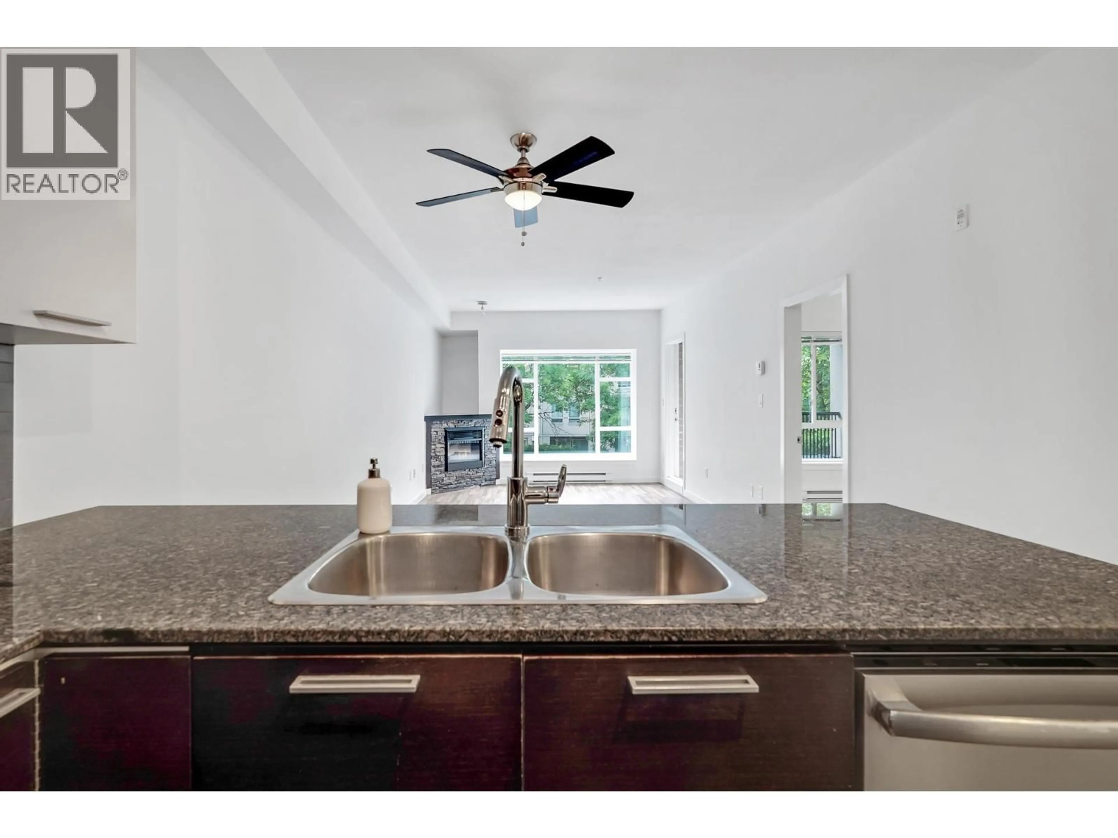 Open concept kitchen, ceramic/tile floor for 203 - 2478 WELCHER AVENUE, Port Coquitlam British Columbia V3C0A6