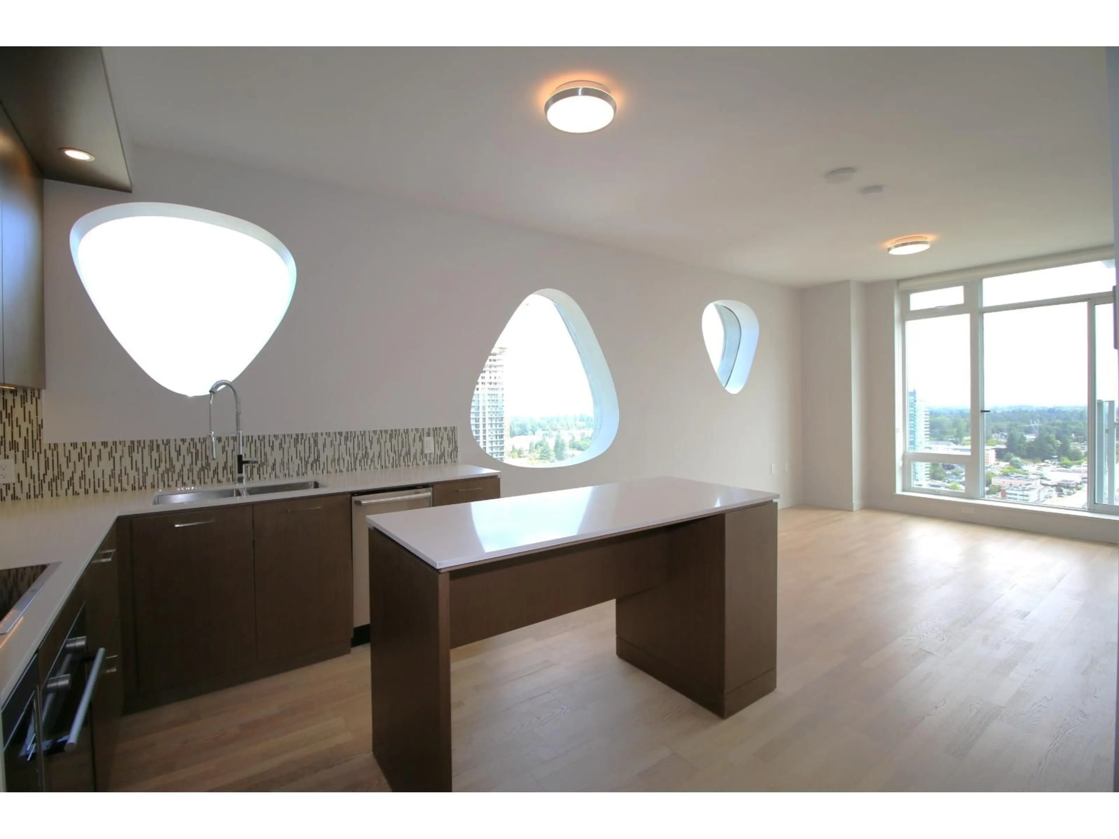 Open concept kitchen, unknown for 3301 - 13495 CENTRAL, Surrey British Columbia V3T0K2