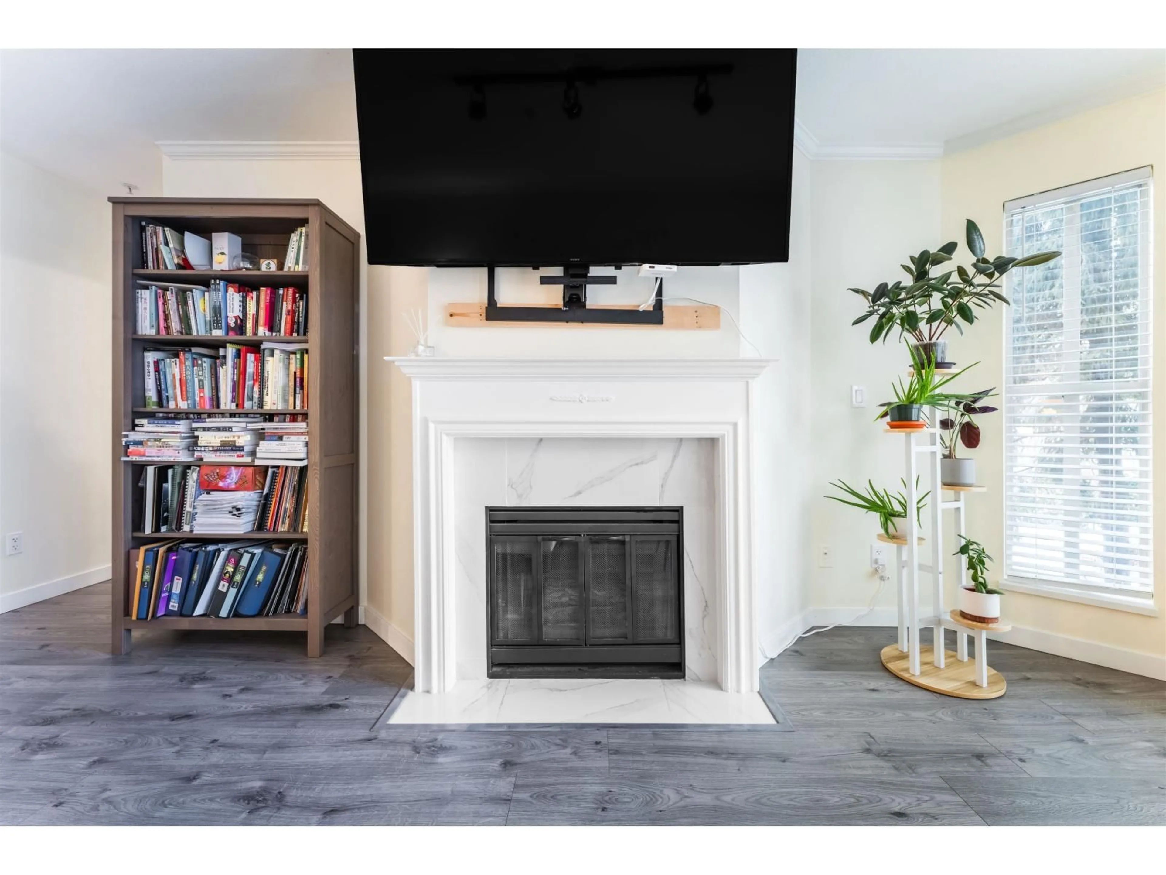 Home theater for 218 - 7161 121, Surrey British Columbia V3W1G8