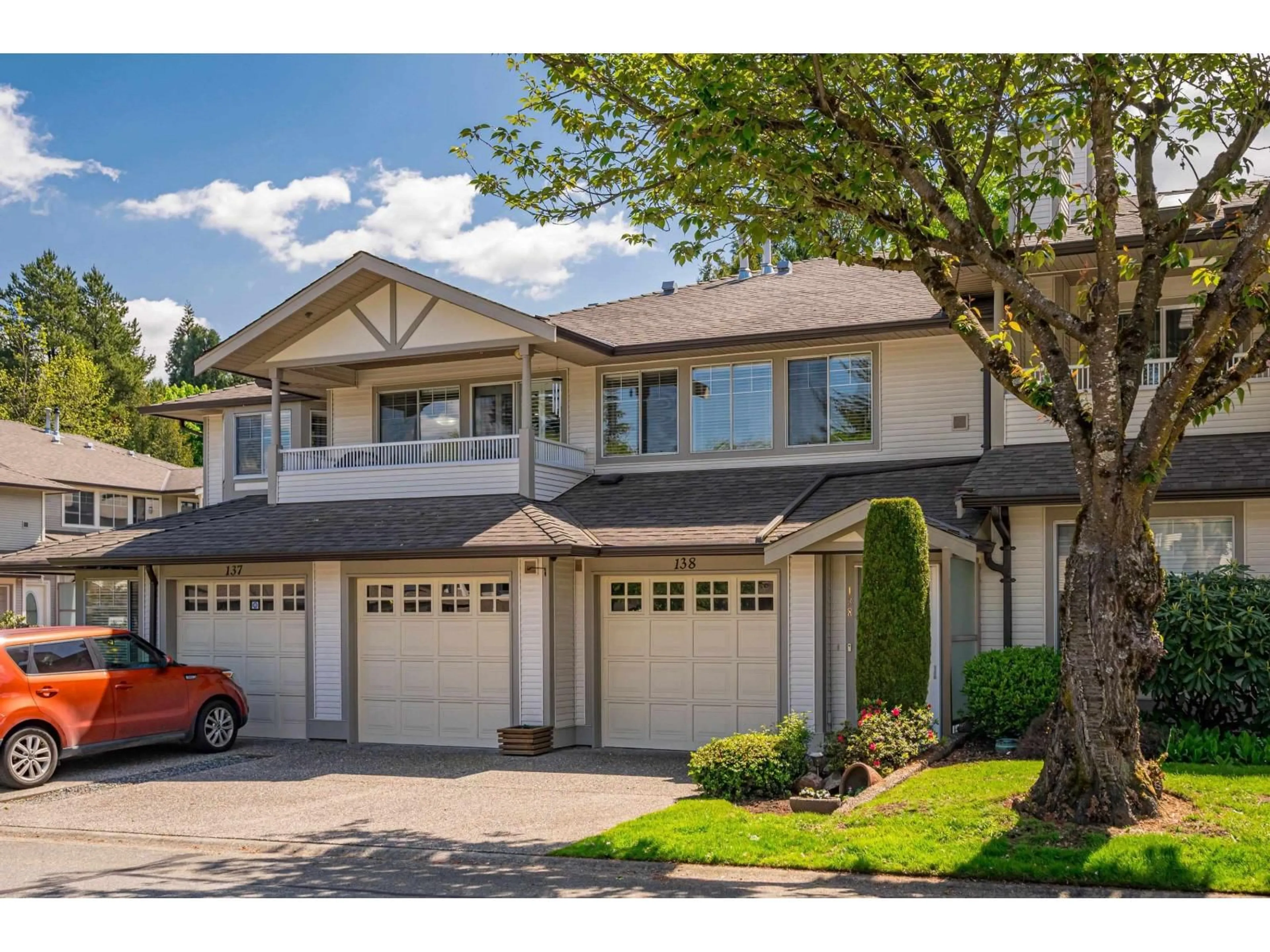 Home with vinyl exterior material, street for 138 - 20391 96, Langley British Columbia V1M2L2