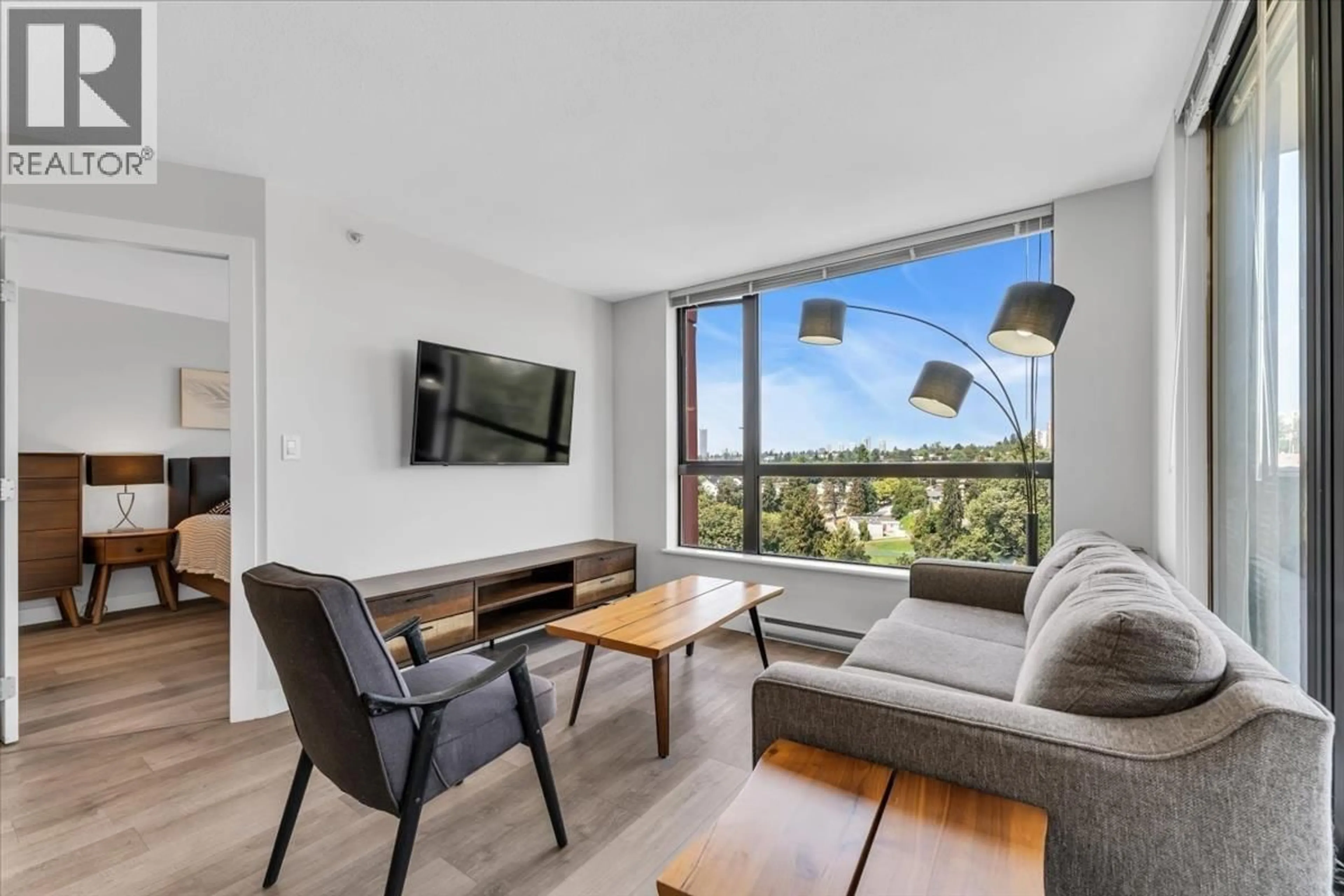 Living room with furniture, unknown for 1308 - 814 ROYAL AVENUE, New Westminster British Columbia V3M1J9