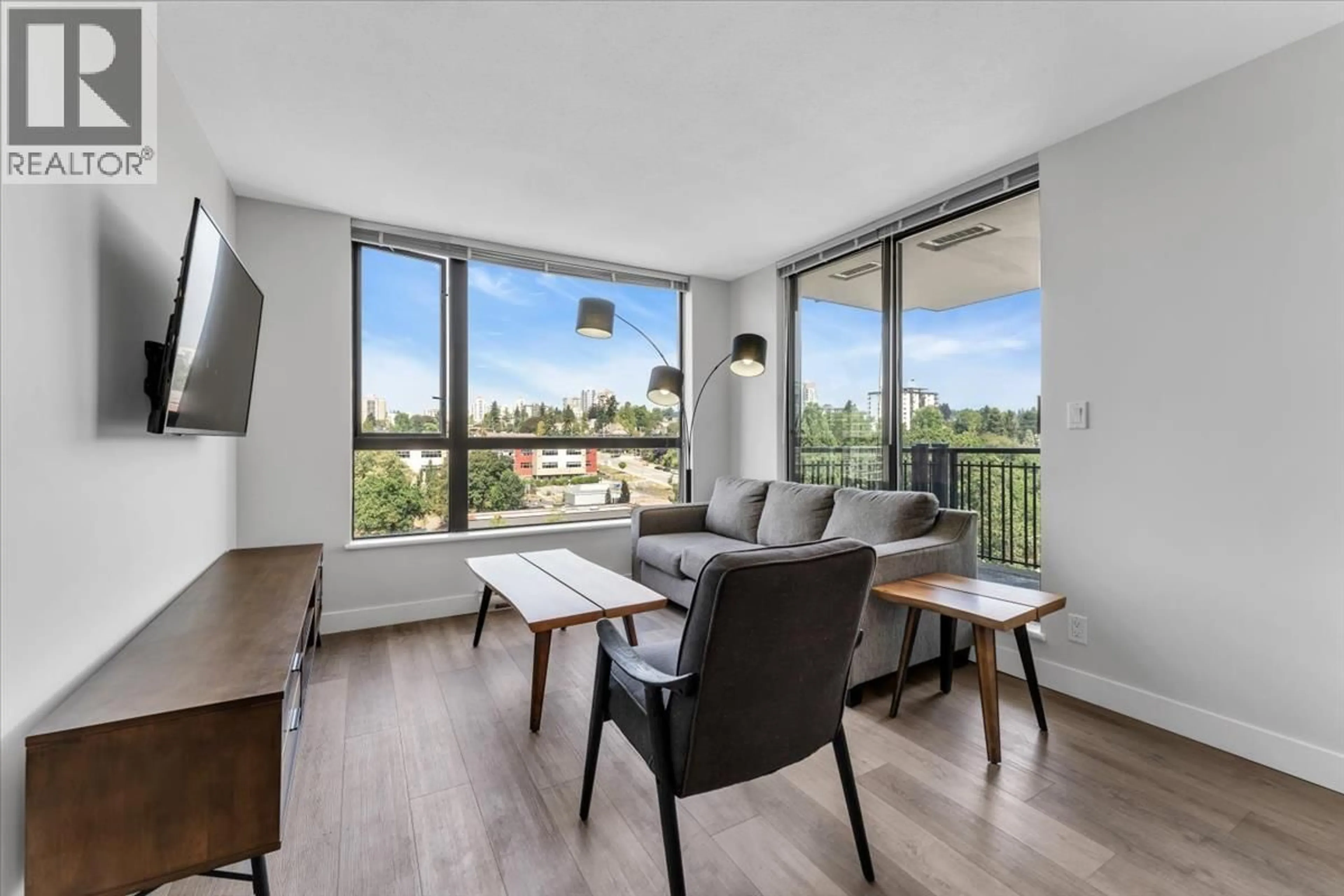 Living room with furniture, unknown for 1308 - 814 ROYAL AVENUE, New Westminster British Columbia V3M1J9