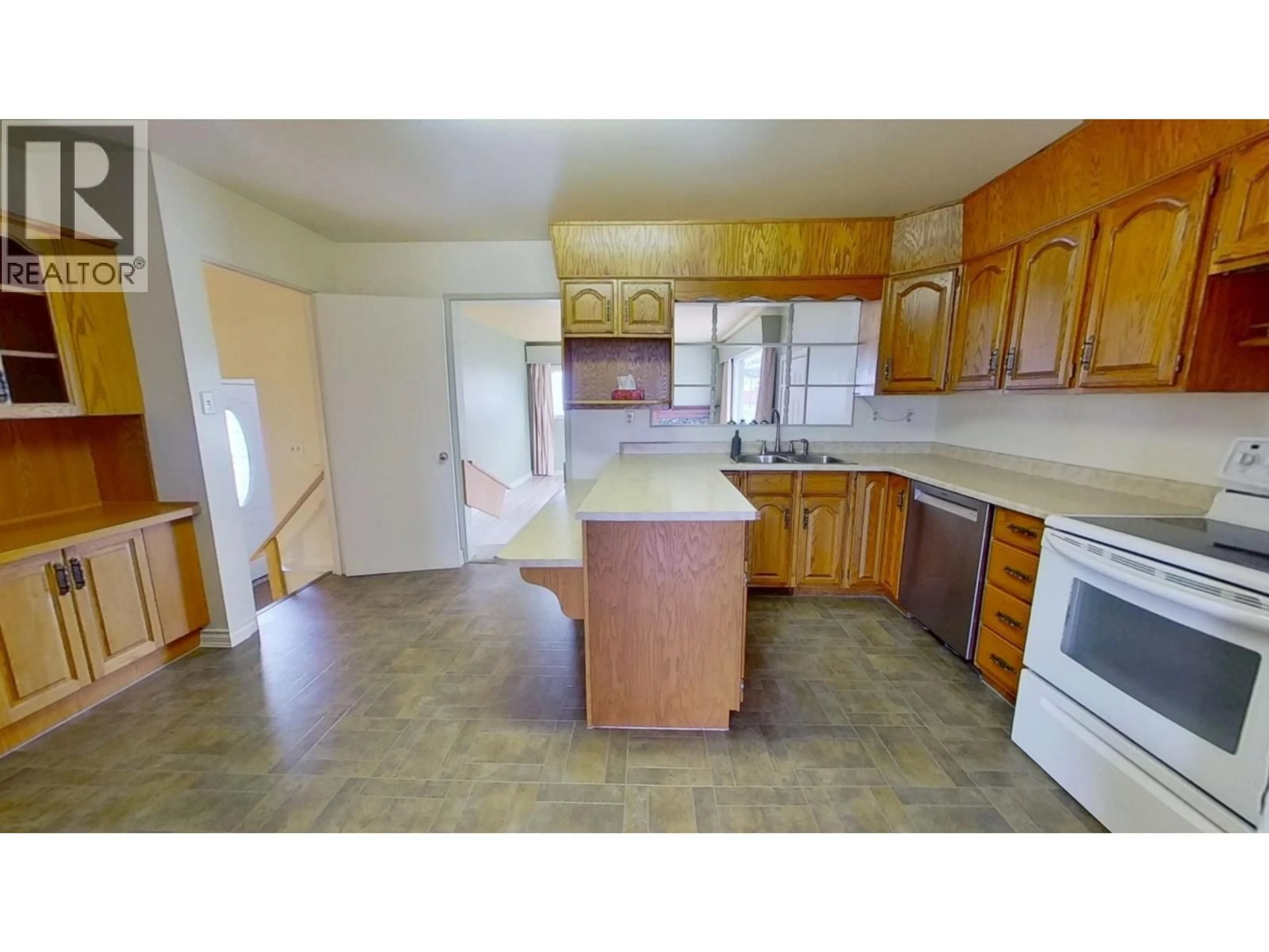 Standard kitchen, unknown for 62 PRINCESS CRESCENT, Fort St. John British Columbia V1J2R6