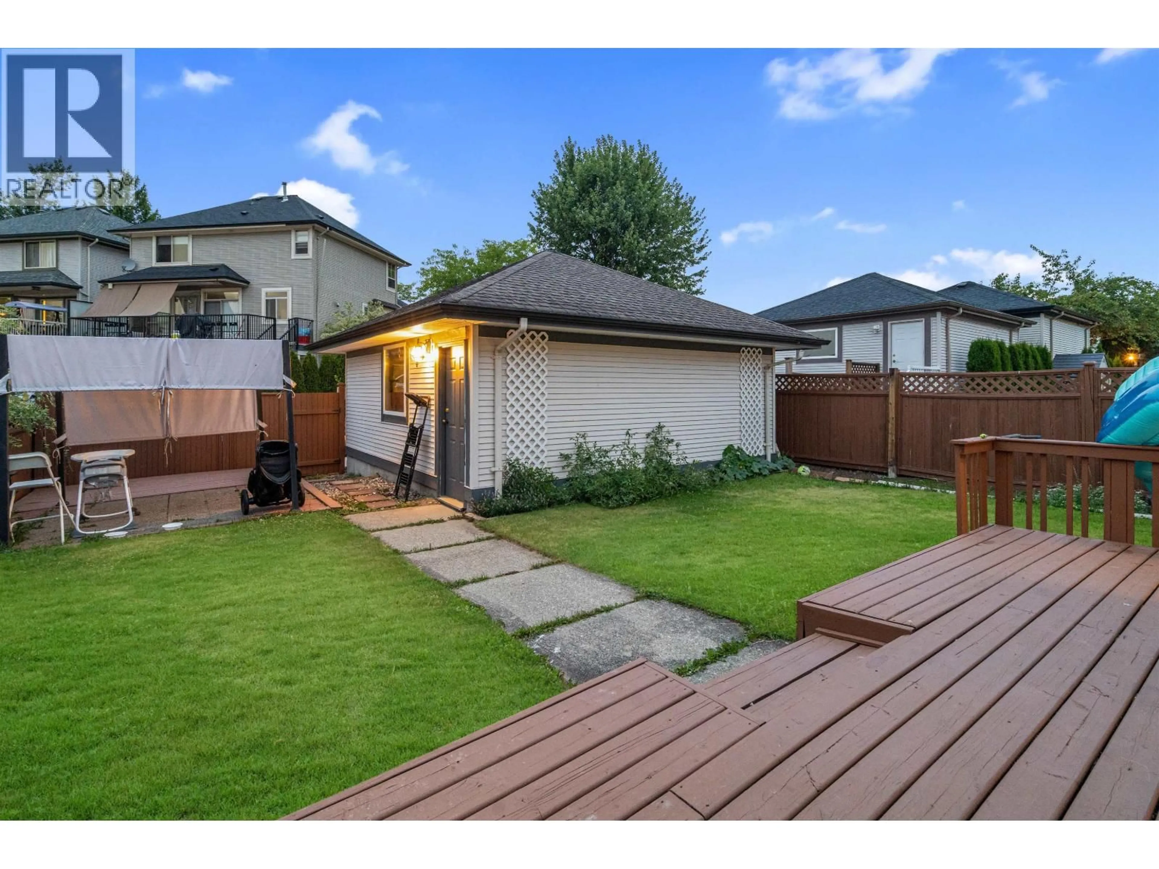Unknown for 23829 KANAKA WAY, Maple Ridge British Columbia V2W1E5