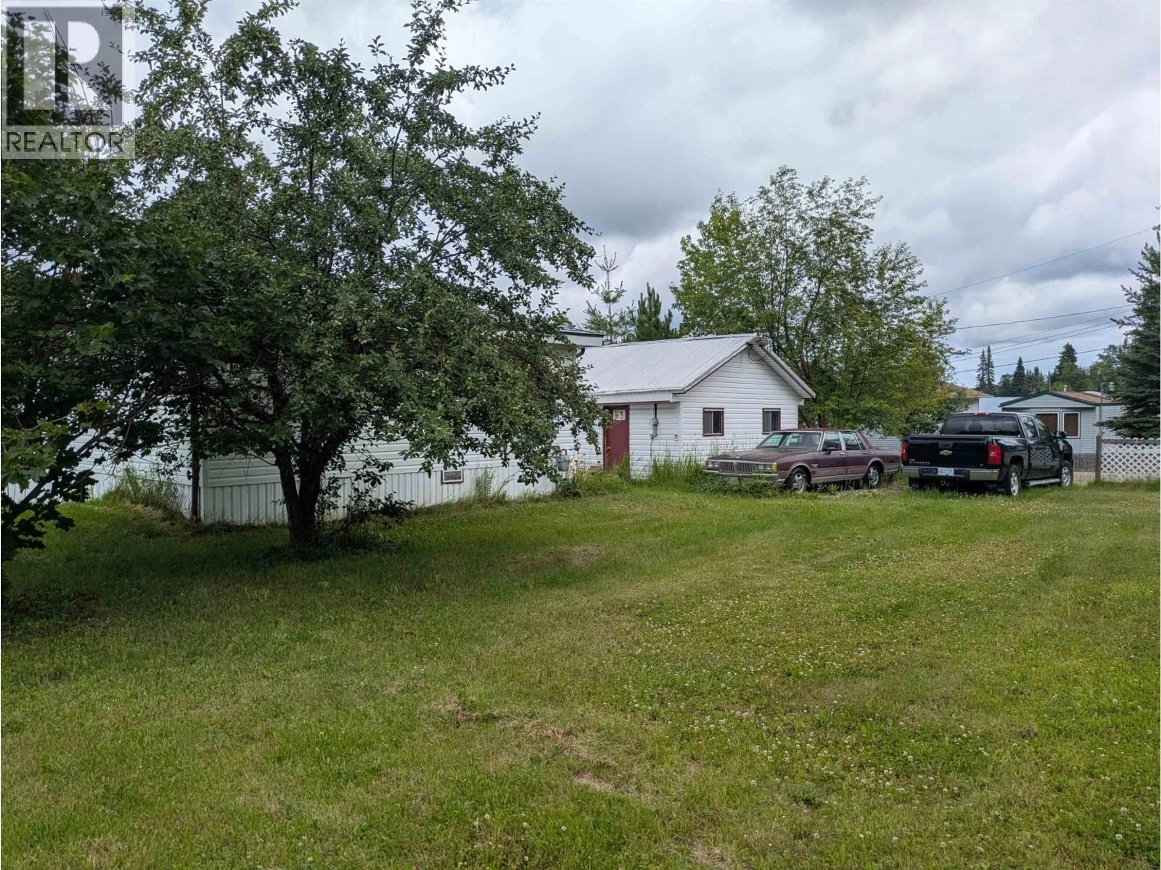 A pic from outside/outdoor area/front of a property/back of a property/a pic from drone, street for 4195 KNIGHT CRESCENT, Prince George British Columbia V2K2V9