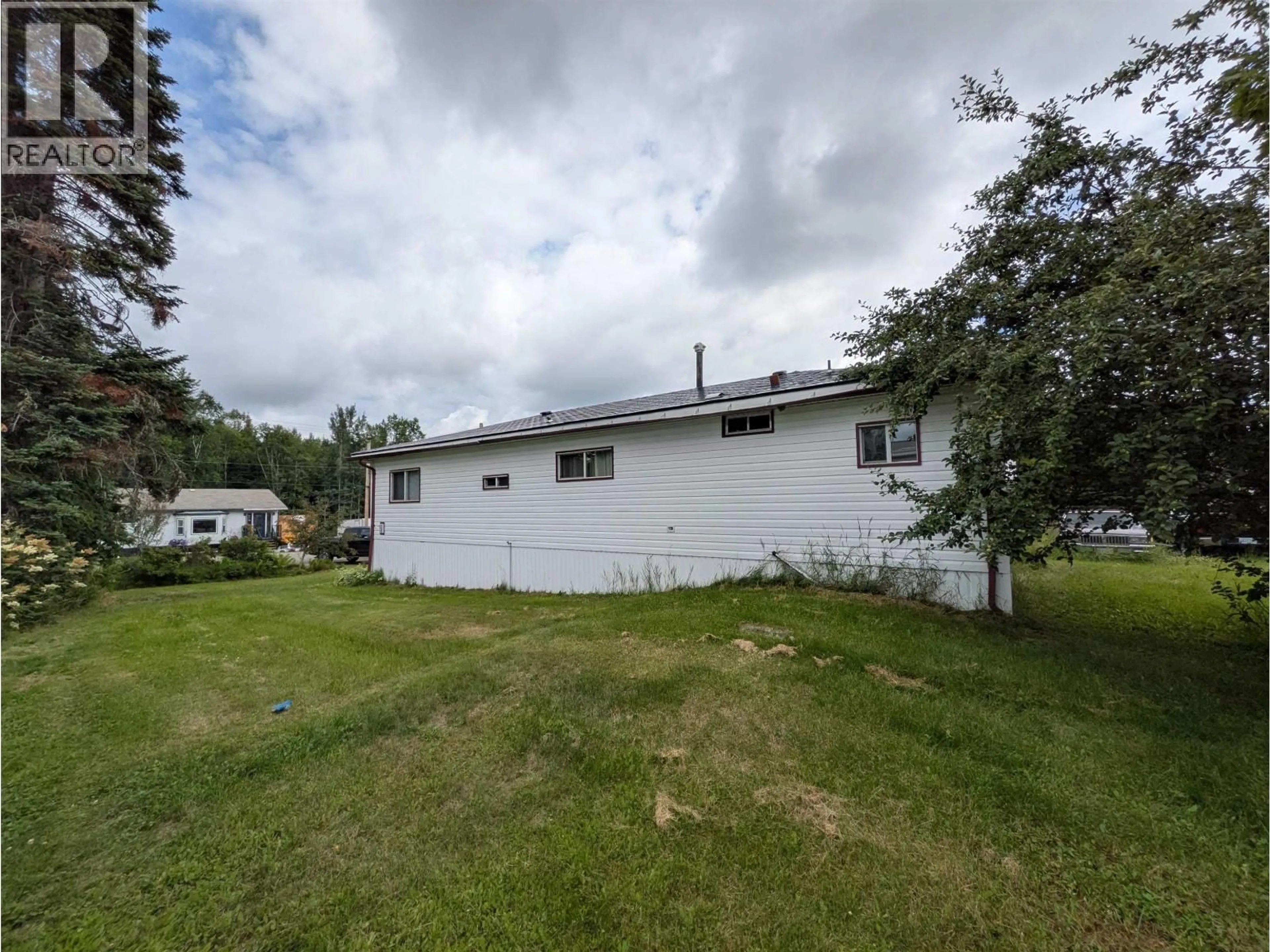 Unknown for 4195 KNIGHT CRESCENT, Prince George British Columbia V2K2V9