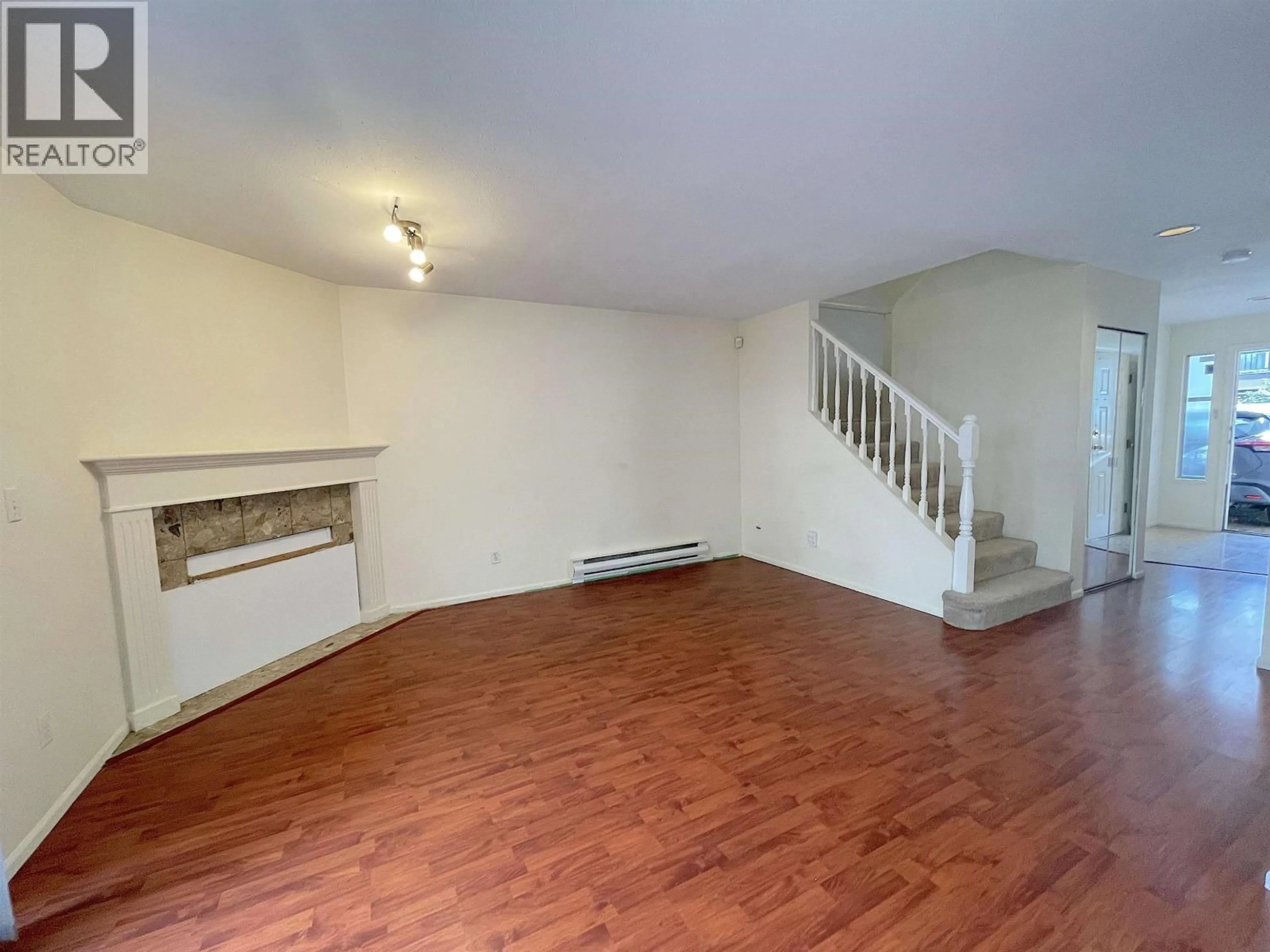 A pic of a room for 7 - 7660 ABERCROMBIE DRIVE, Richmond British Columbia V6Y3X8