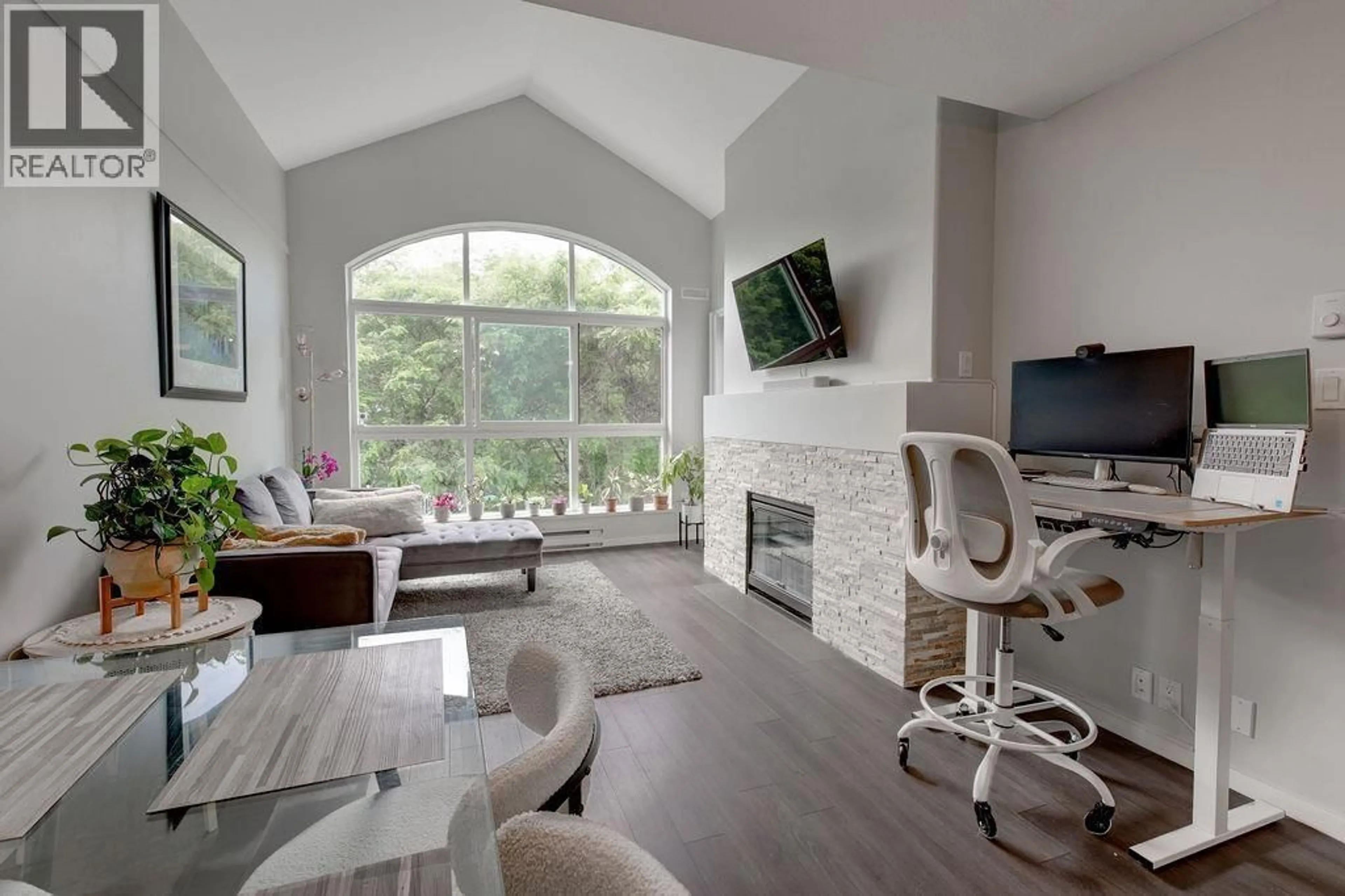 Living room with furniture, unknown for 410 - 5500 LYNAS LANE, Richmond British Columbia V7C5R5