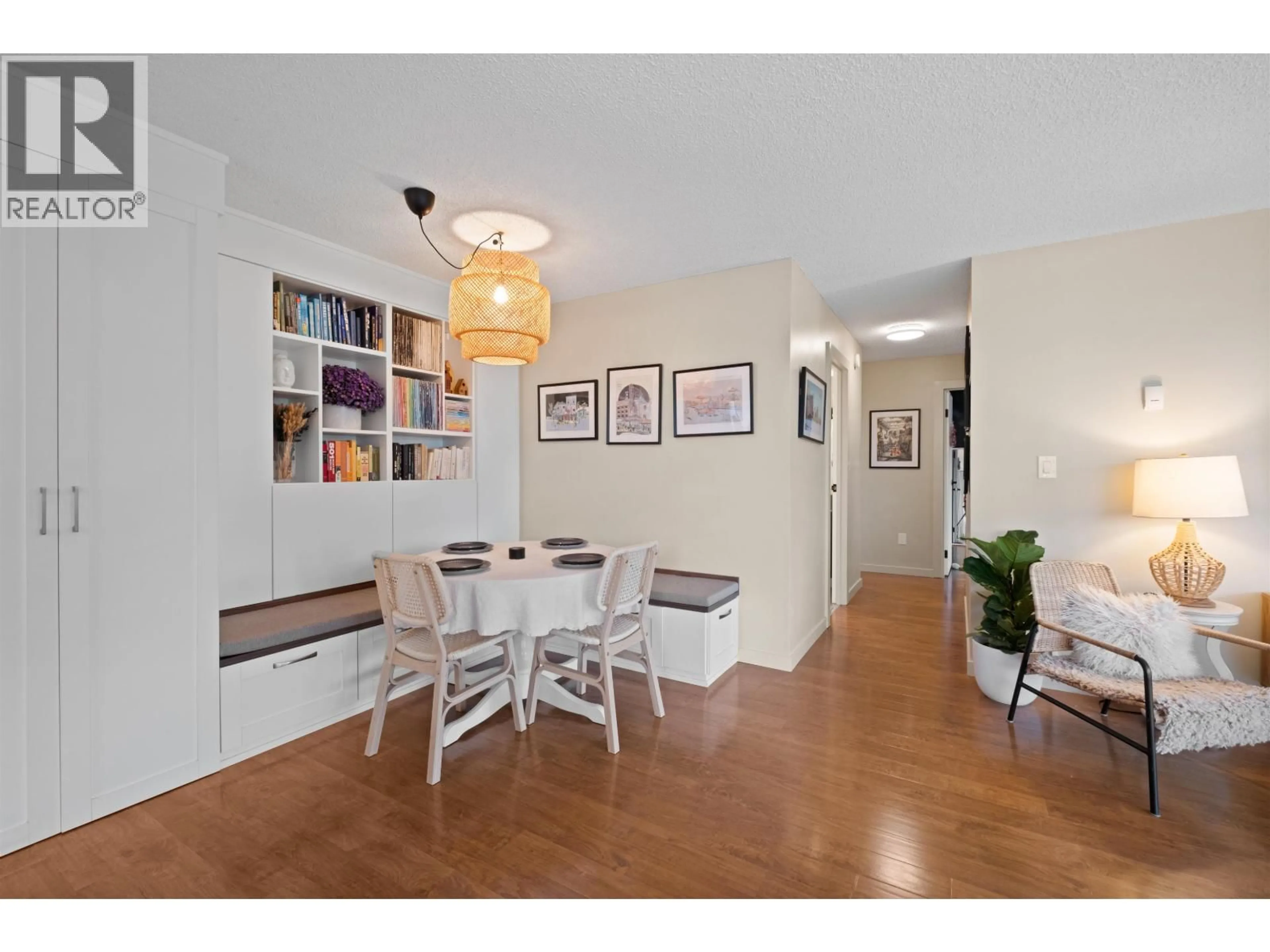 Dining room, wood/laminate floor for 201 - 140 KEITH ROAD, North Vancouver British Columbia V7L4M9