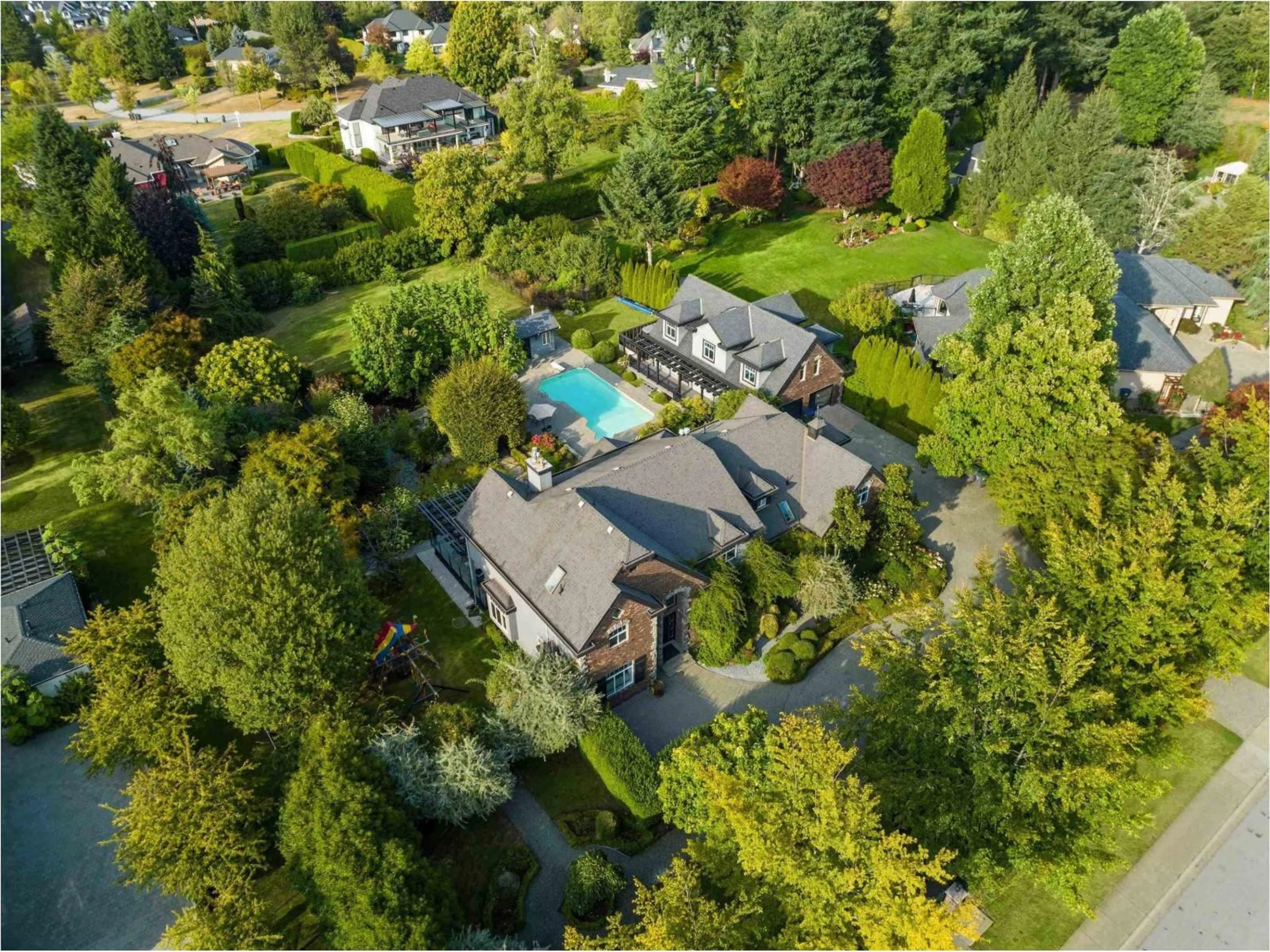 A pic from outside/outdoor area/front of a property/back of a property/a pic from drone, unknown for 16505 26, Surrey British Columbia V3Z9W9