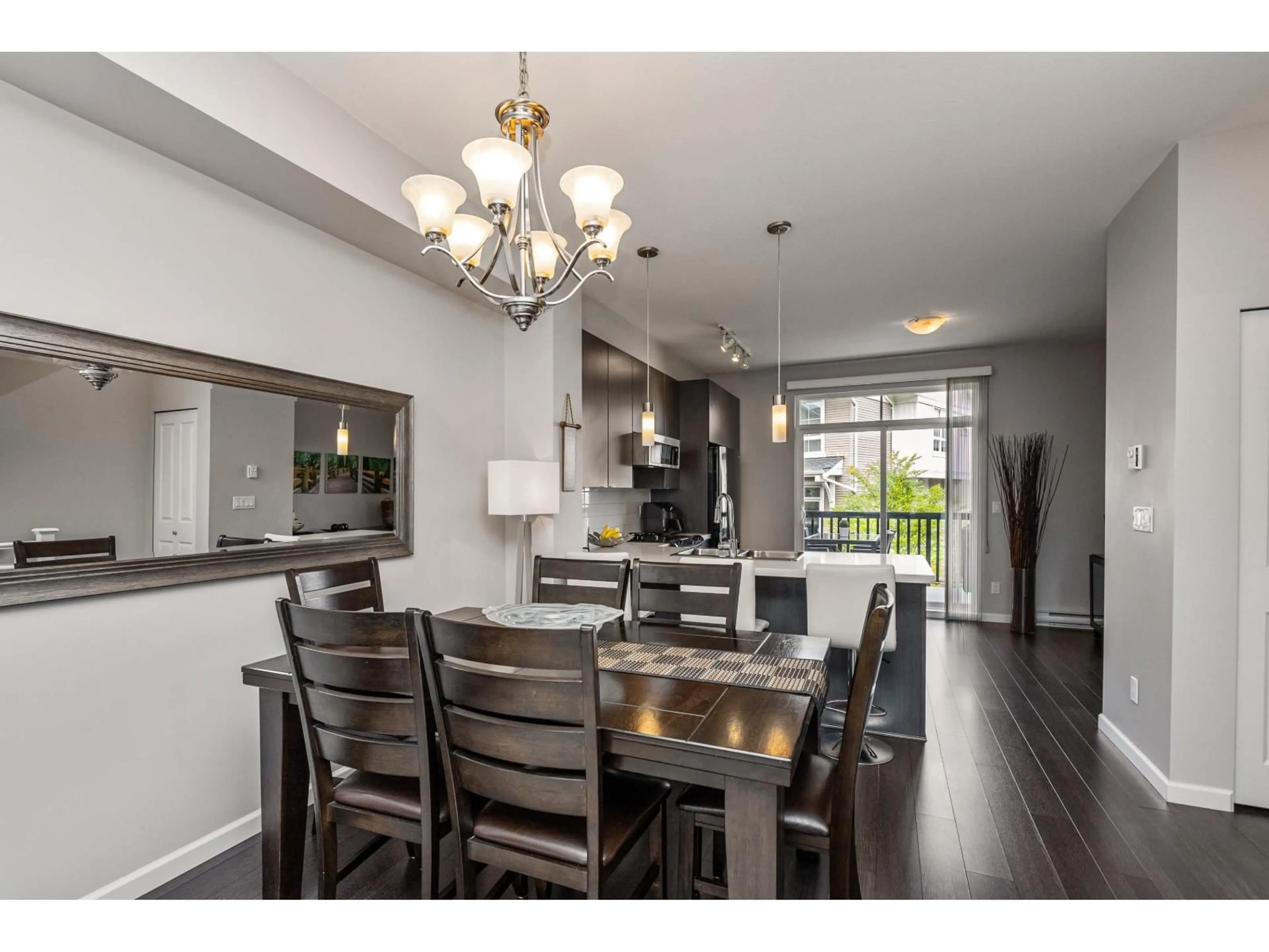 Dining room, wood/laminate floor for 86 - 19505 68A, Surrey British Columbia V4N6K3