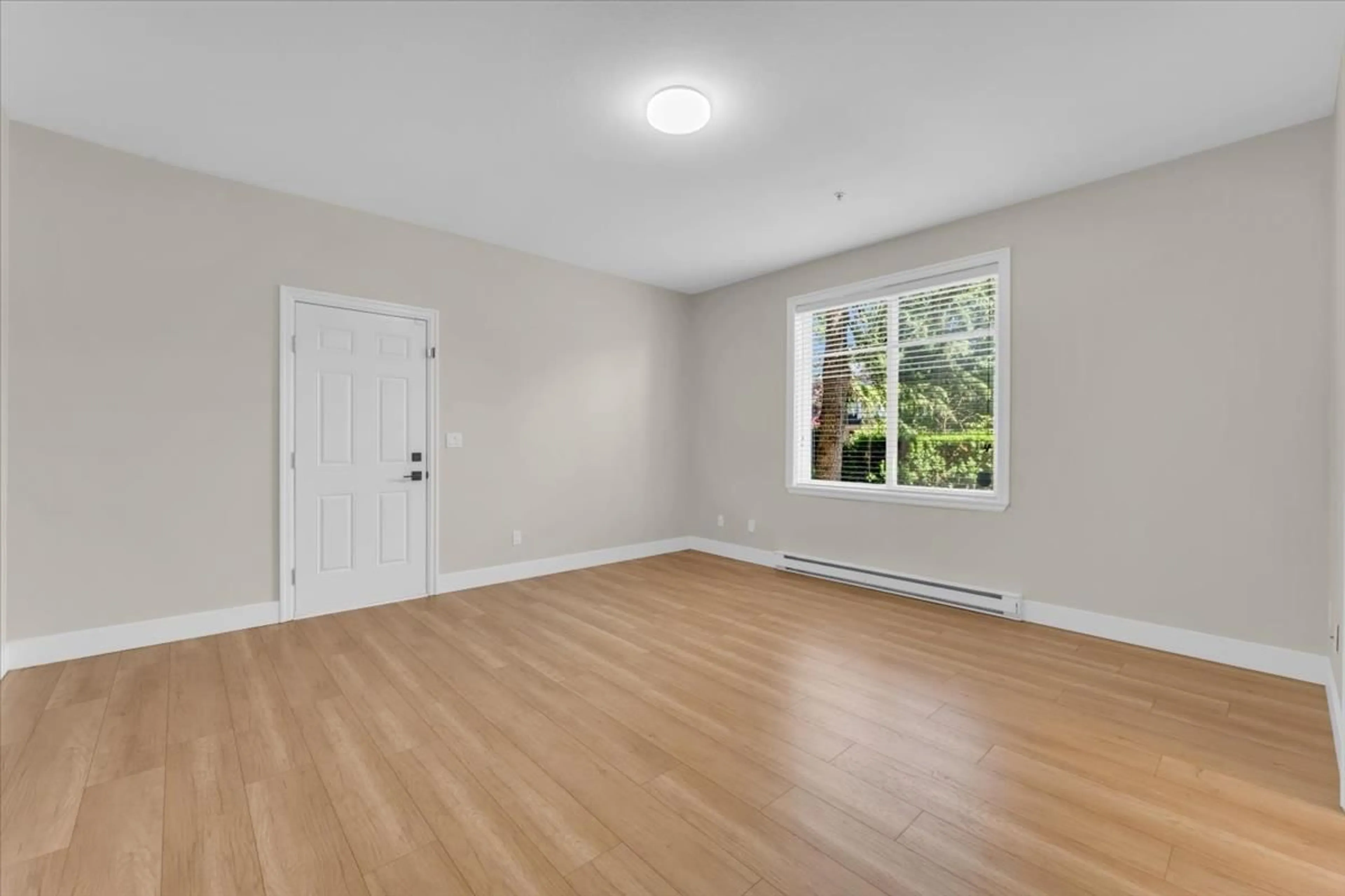 A pic of a room for 52 - 8633 159, Surrey British Columbia V4N5W1
