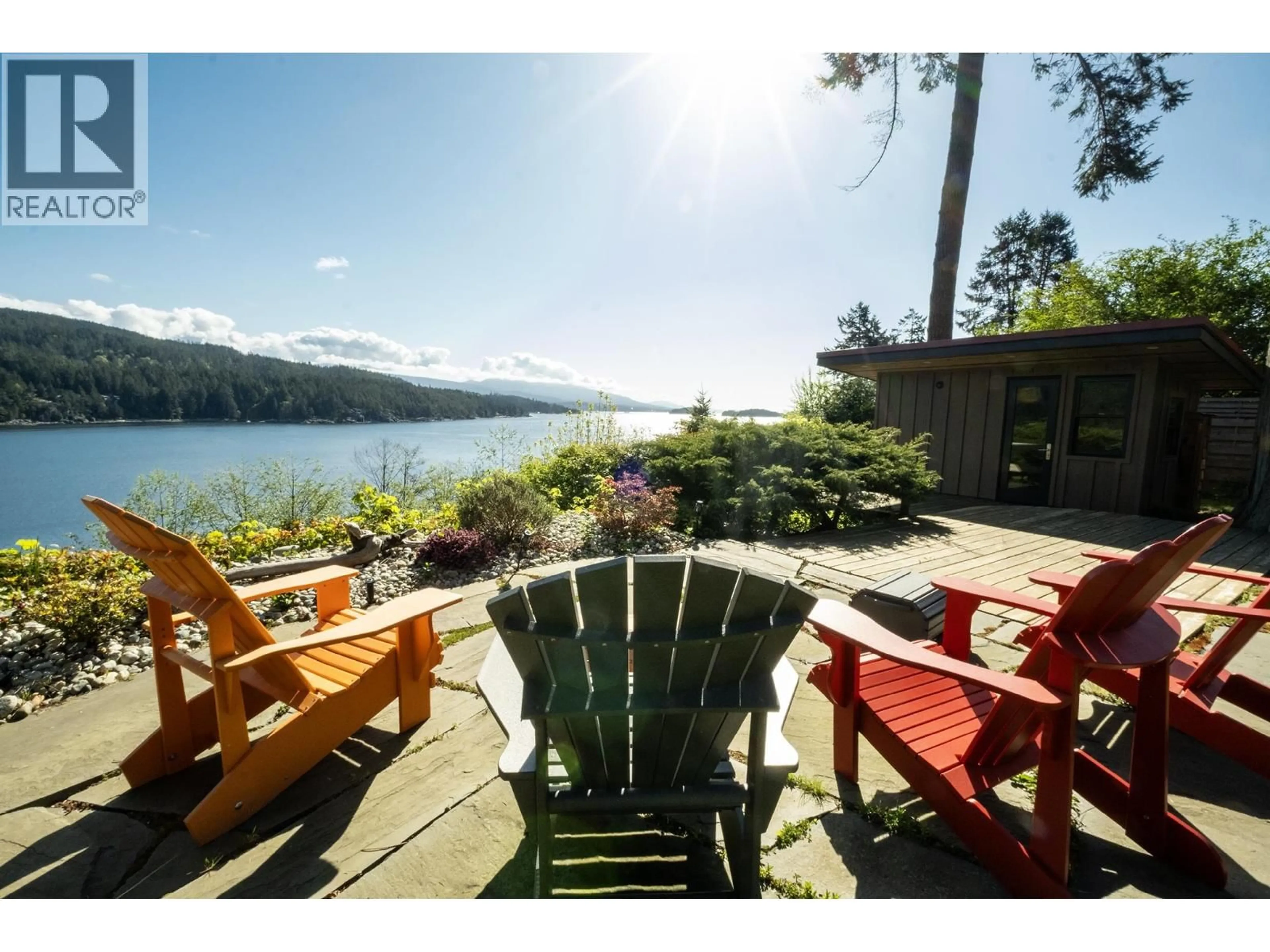 Patio, water/lake/river/ocean view for 7626 EUREKA AVENUE, Halfmoon Bay British Columbia V7Z1A1