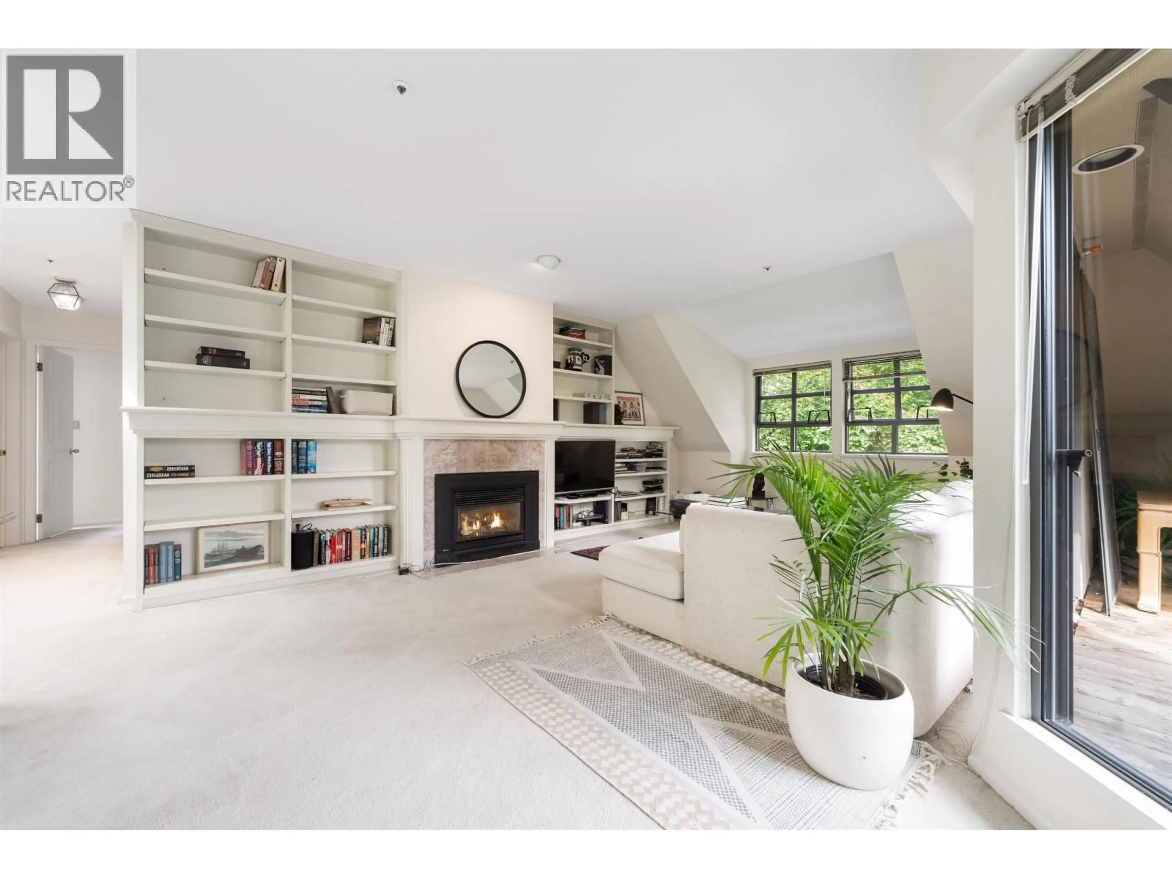 Living room with furniture, unknown for E403 - 628 12TH AVENUE, Vancouver British Columbia V5Z1M8