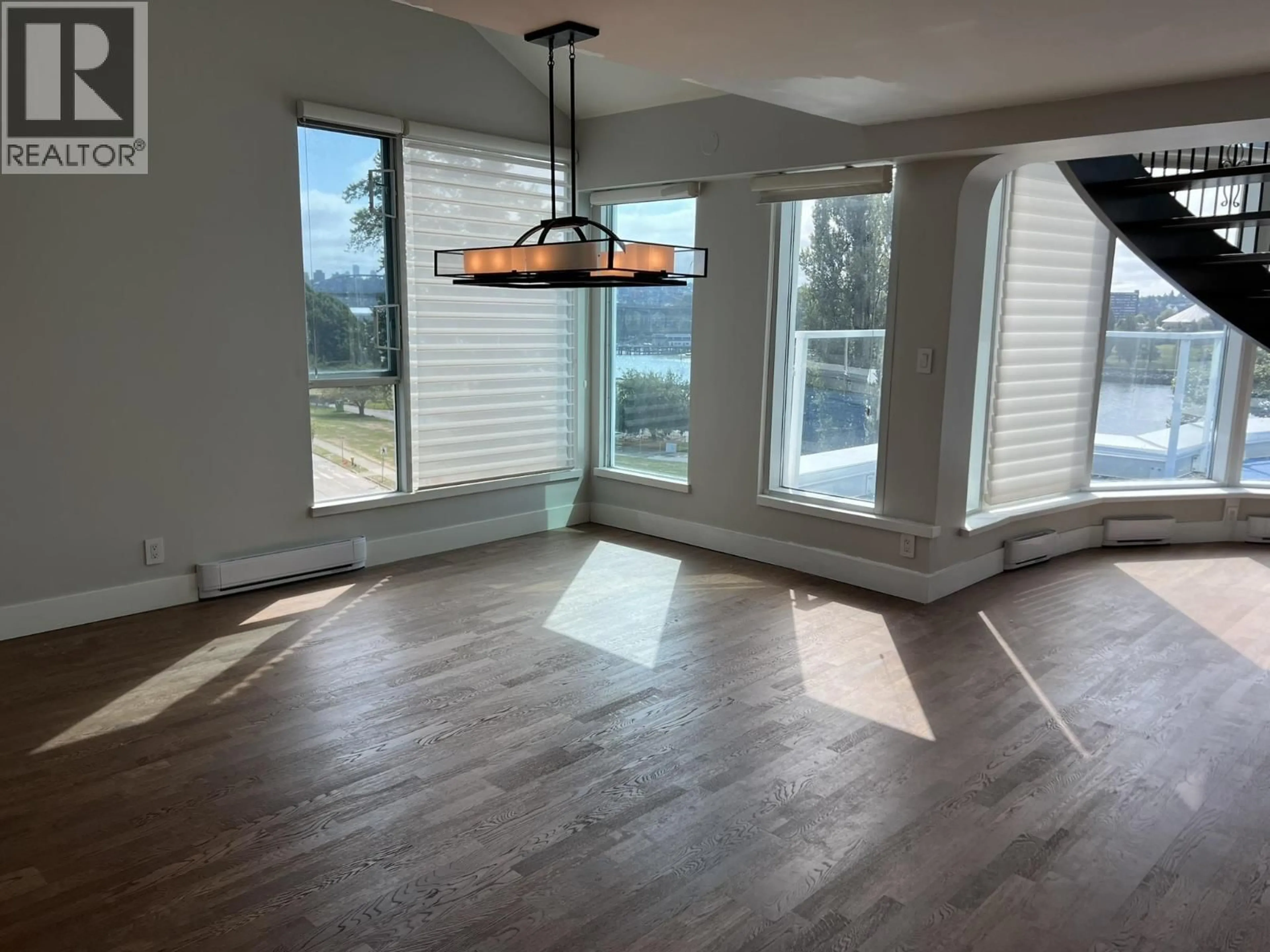 A pic of a room for PH - 1403 BEACH AVENUE, Vancouver British Columbia V6G1Y3