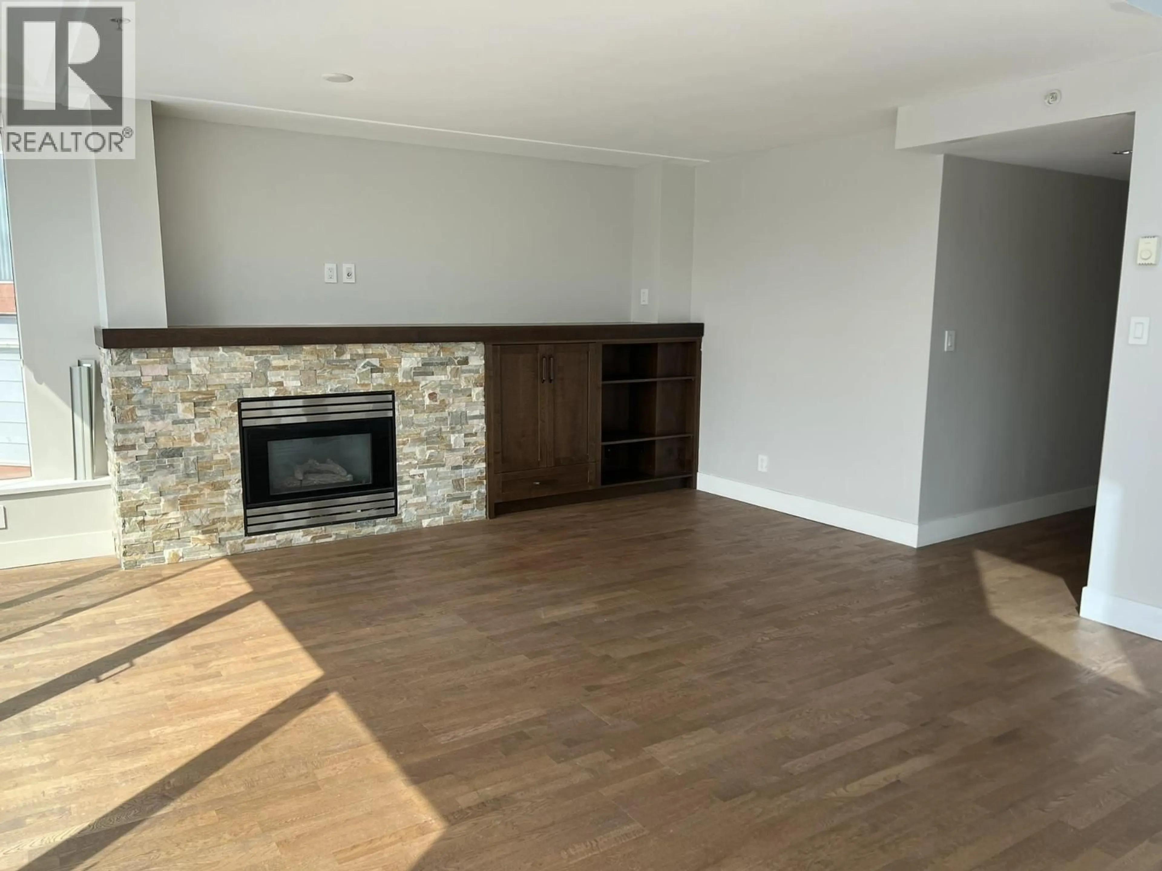 A pic of a room for PH - 1403 BEACH AVENUE, Vancouver British Columbia V6G1Y3
