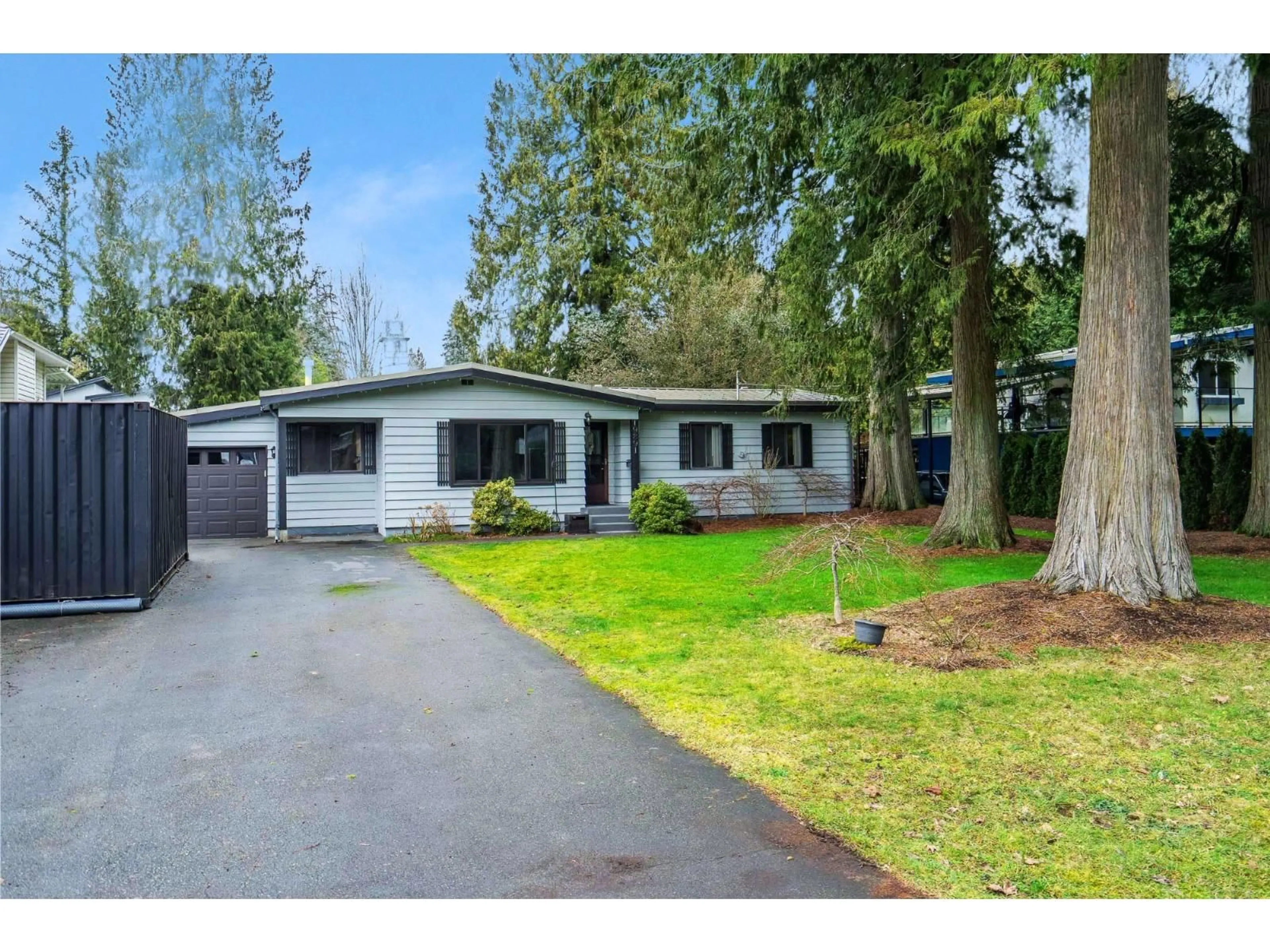 Unknown for 19891 43A, Langley British Columbia V3A3C3