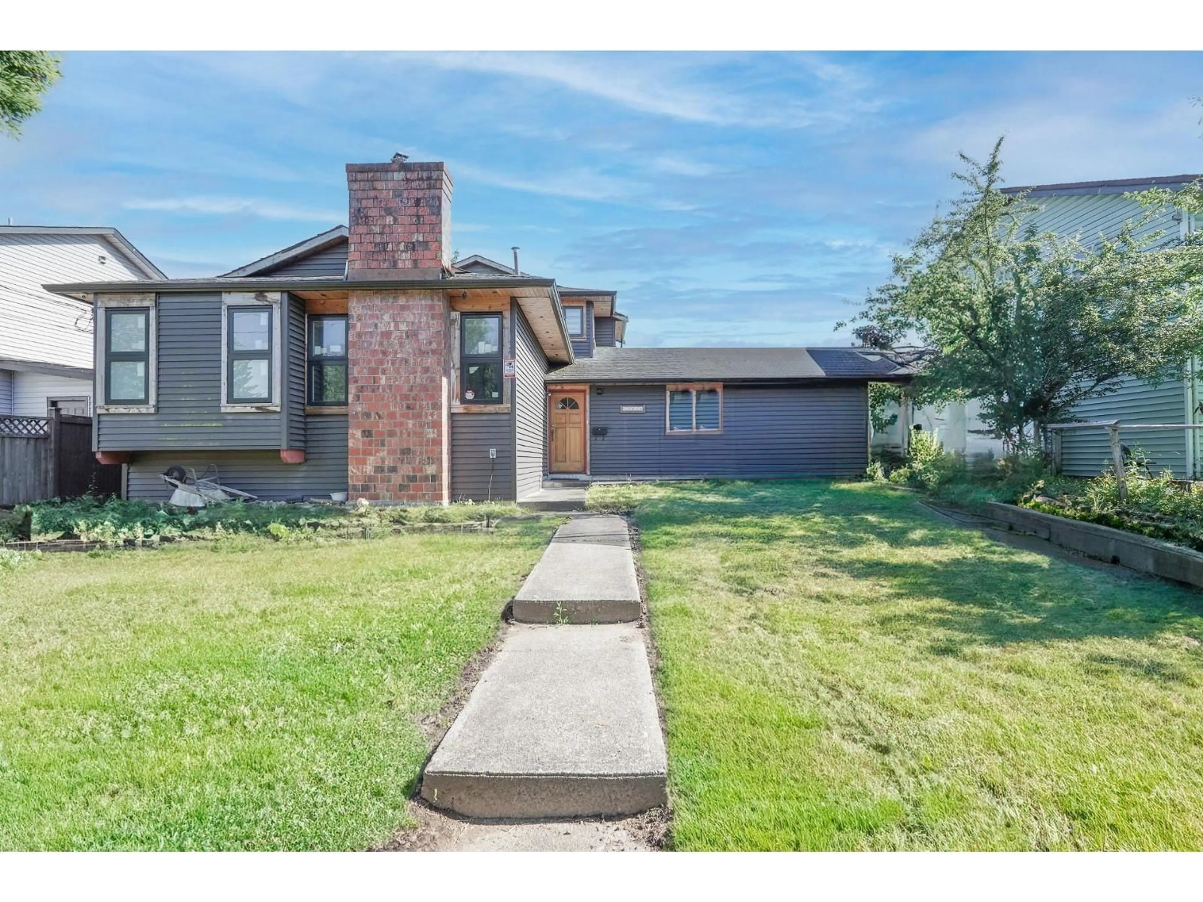Home with brick exterior material, street for 13076 64, Surrey British Columbia V3W1X7