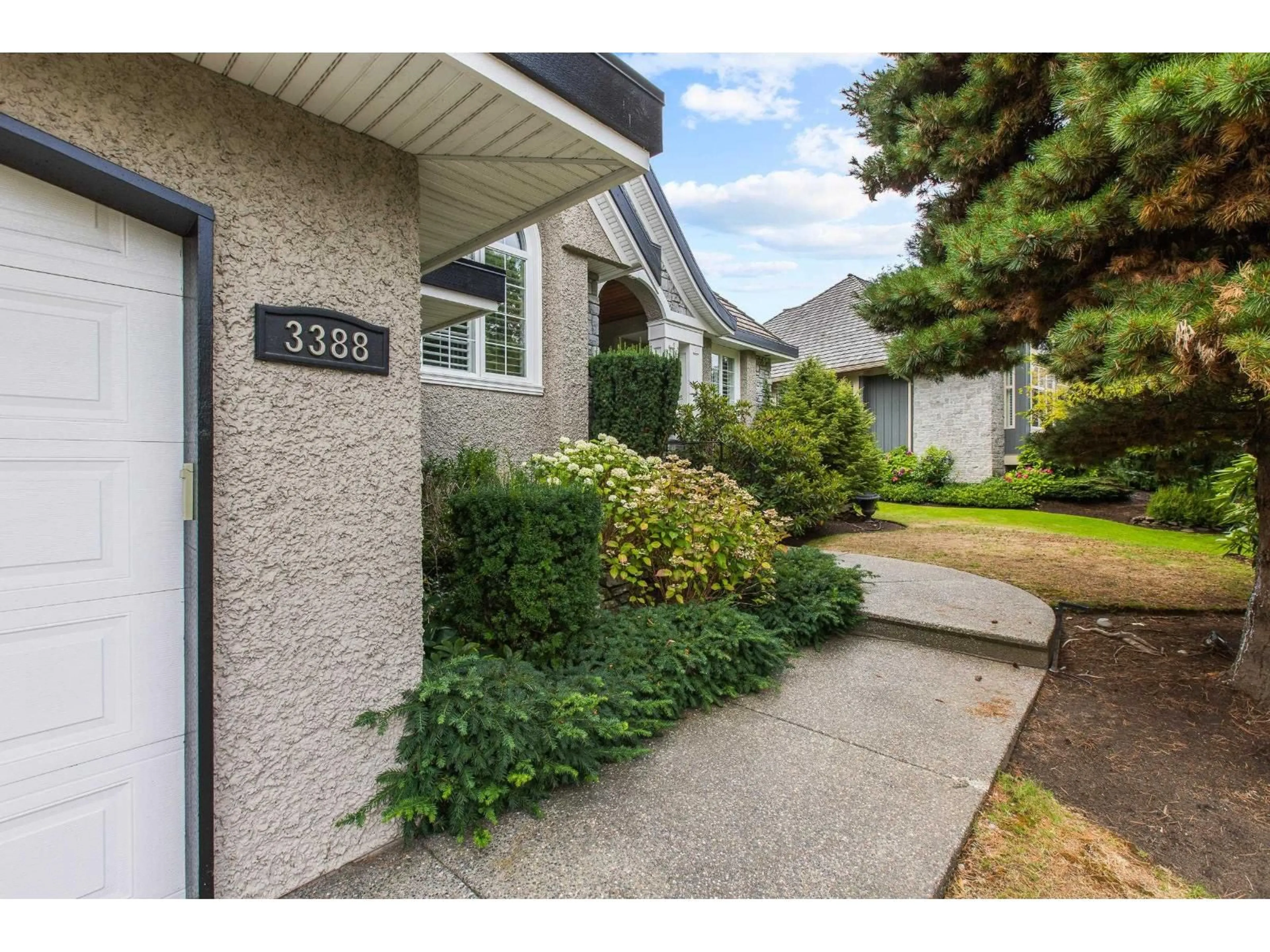 Unknown for 3388 CANTERBURY, Surrey British Columbia V3Z0J8
