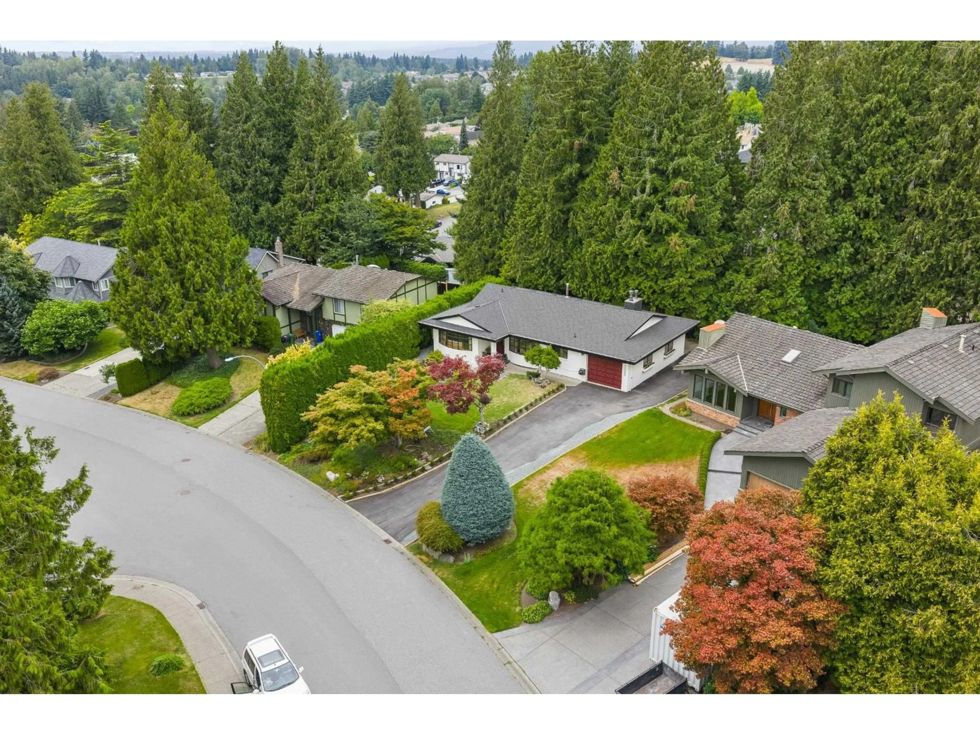 A pic from outside/outdoor area/front of a property/back of a property/a pic from drone, unknown for 34869 EVERETT, Abbotsford British Columbia V2S7R7