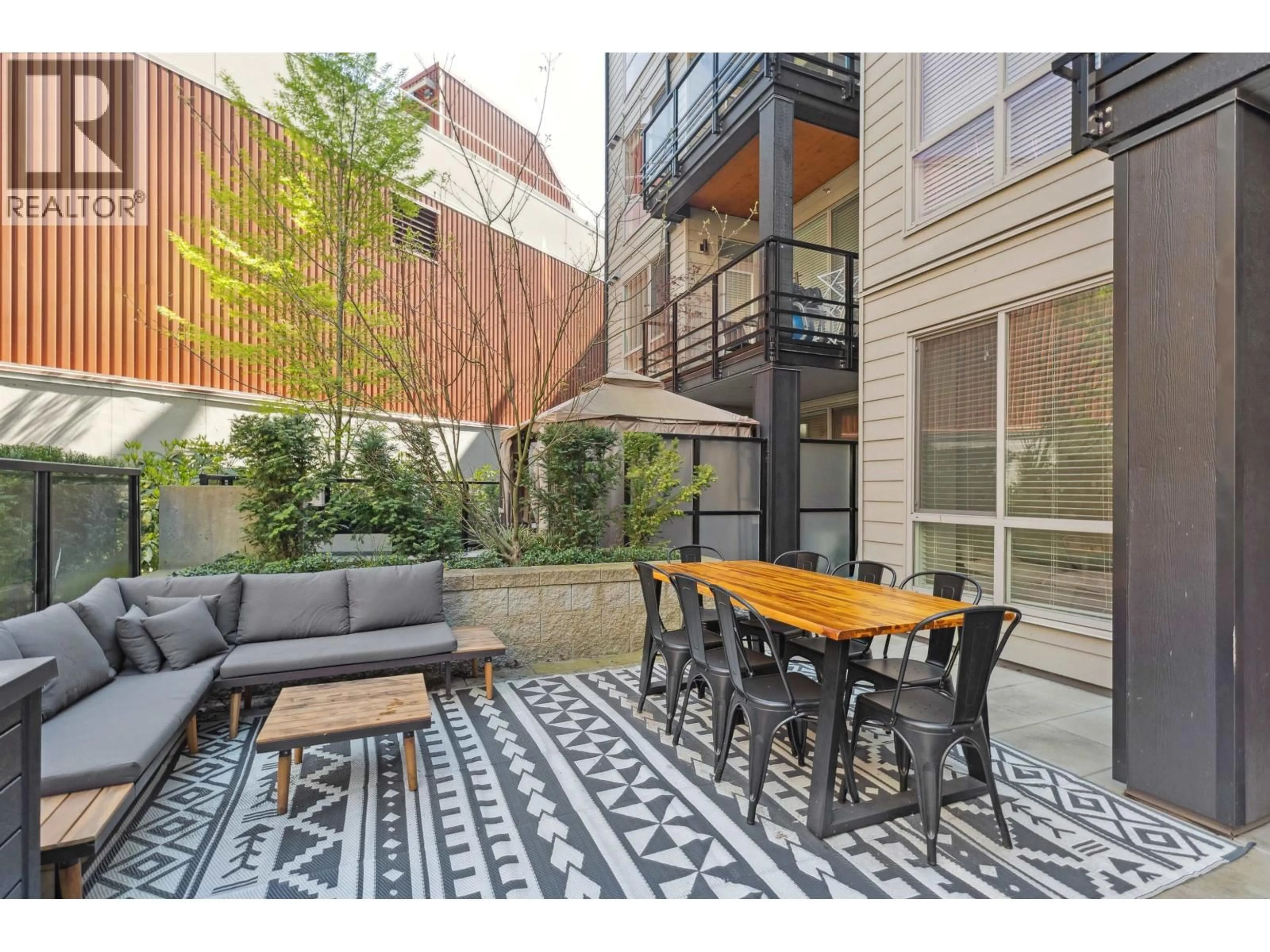 Patio, street for 107 - 128 8TH STREET, North Vancouver British Columbia V7L1Y7