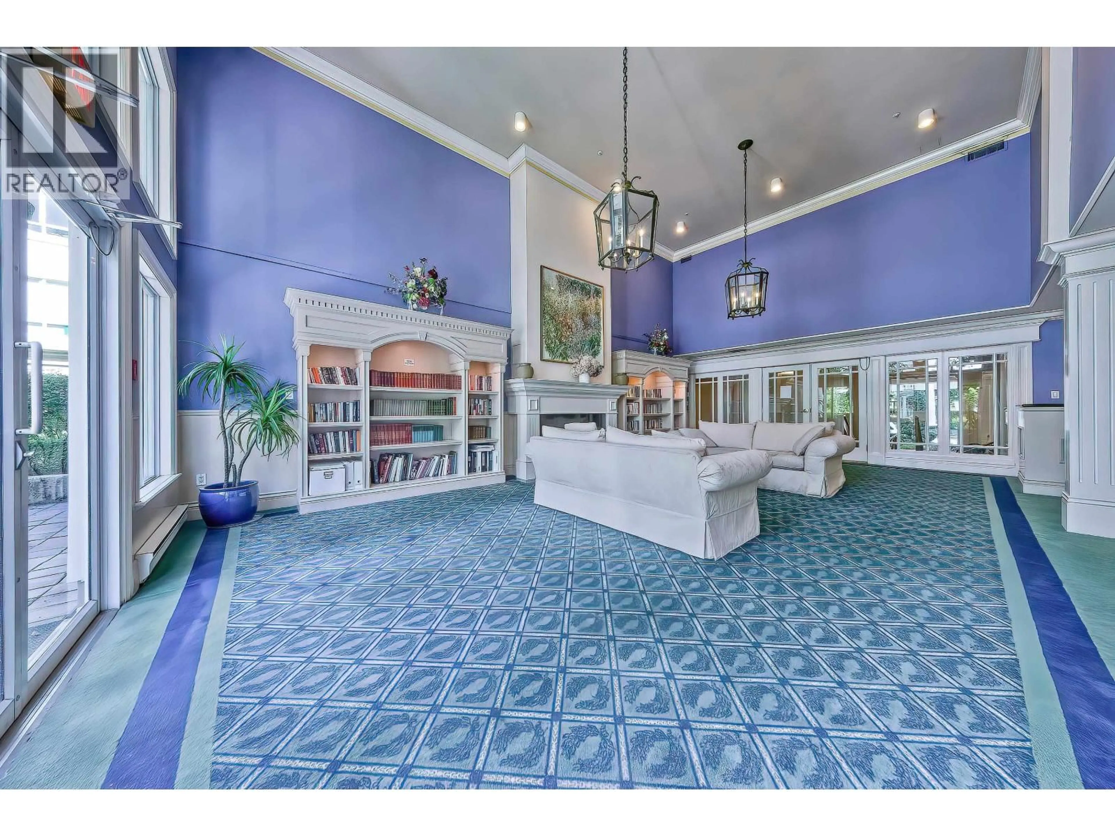 Lobby for 234 - 5735 HAMPTON PLACE, Vancouver British Columbia V6T2G8