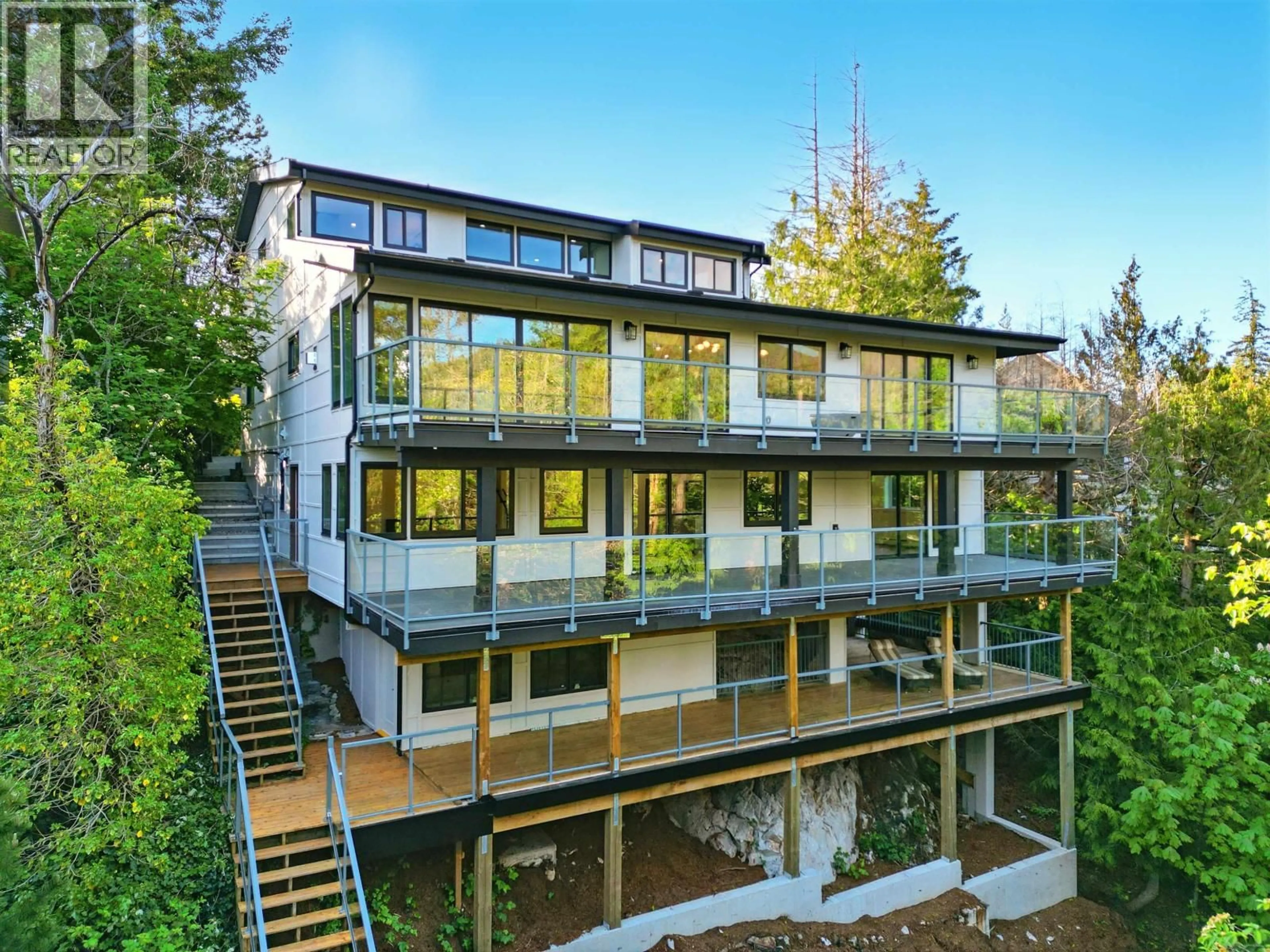 Unknown for 6230 SUMMIT AVENUE, West Vancouver British Columbia V7W1Y2