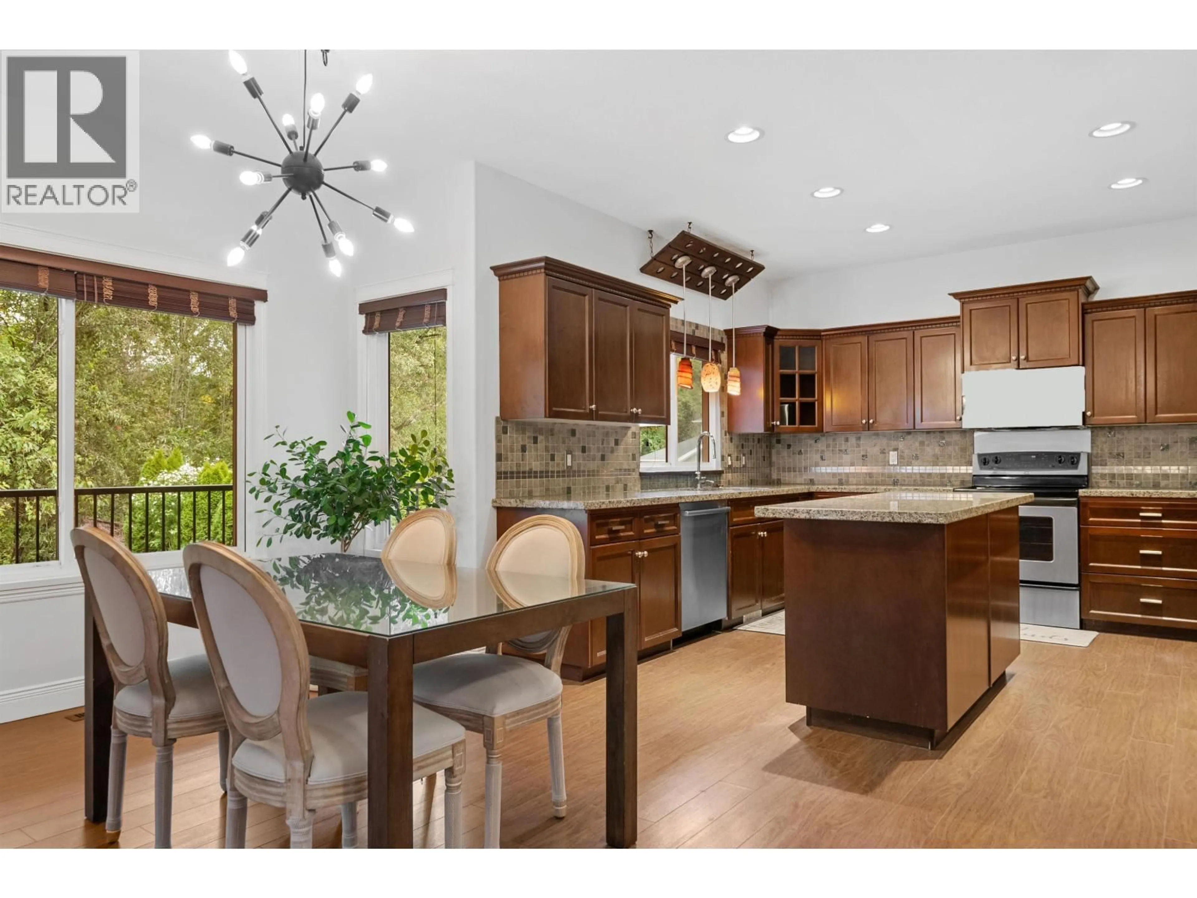 Open concept kitchen, unknown for 10410 SLATFORD STREET, Maple Ridge British Columbia V2W1G3