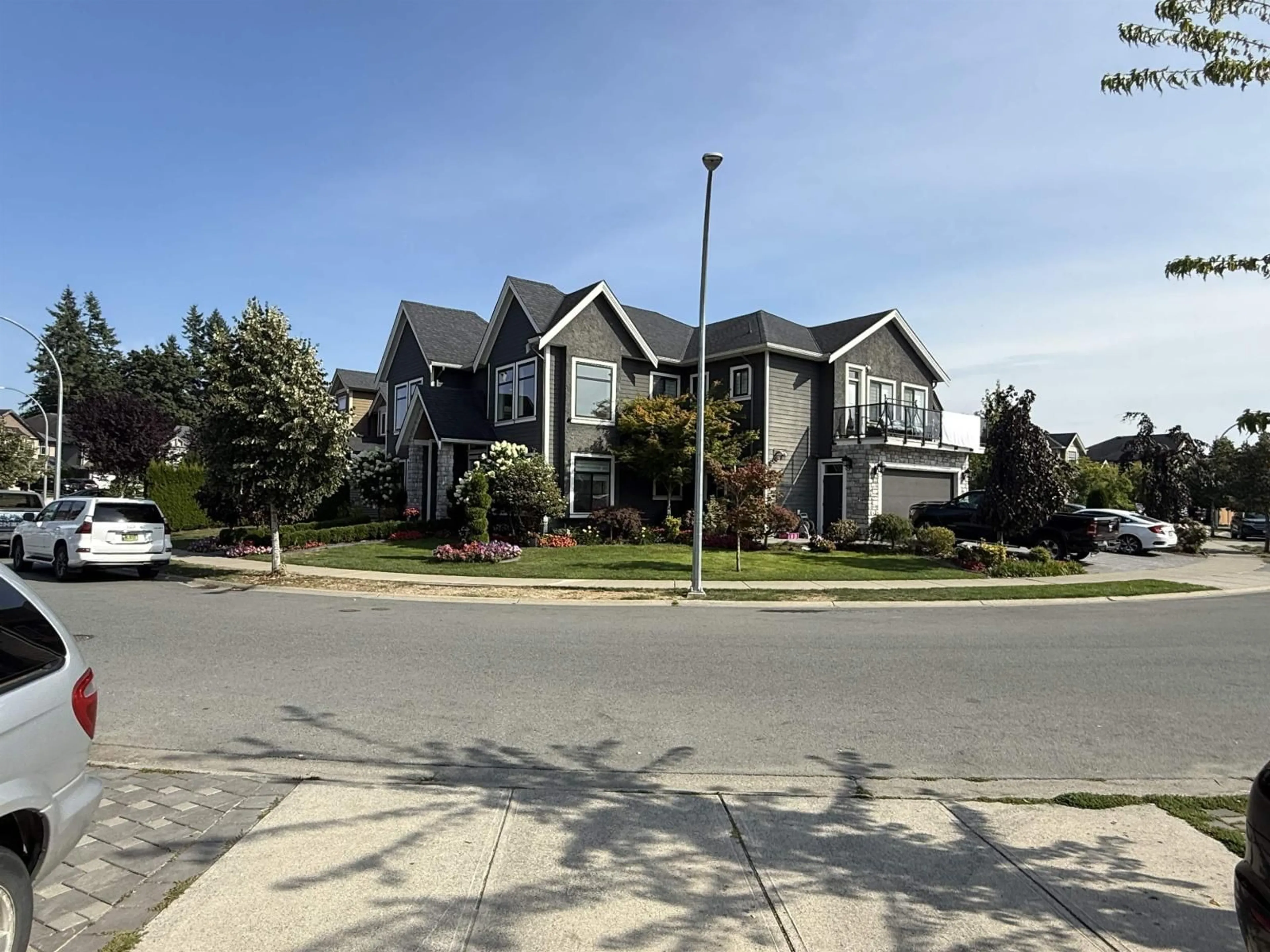 Unknown for 3171 ENGINEER, Abbotsford British Columbia V4X0A7