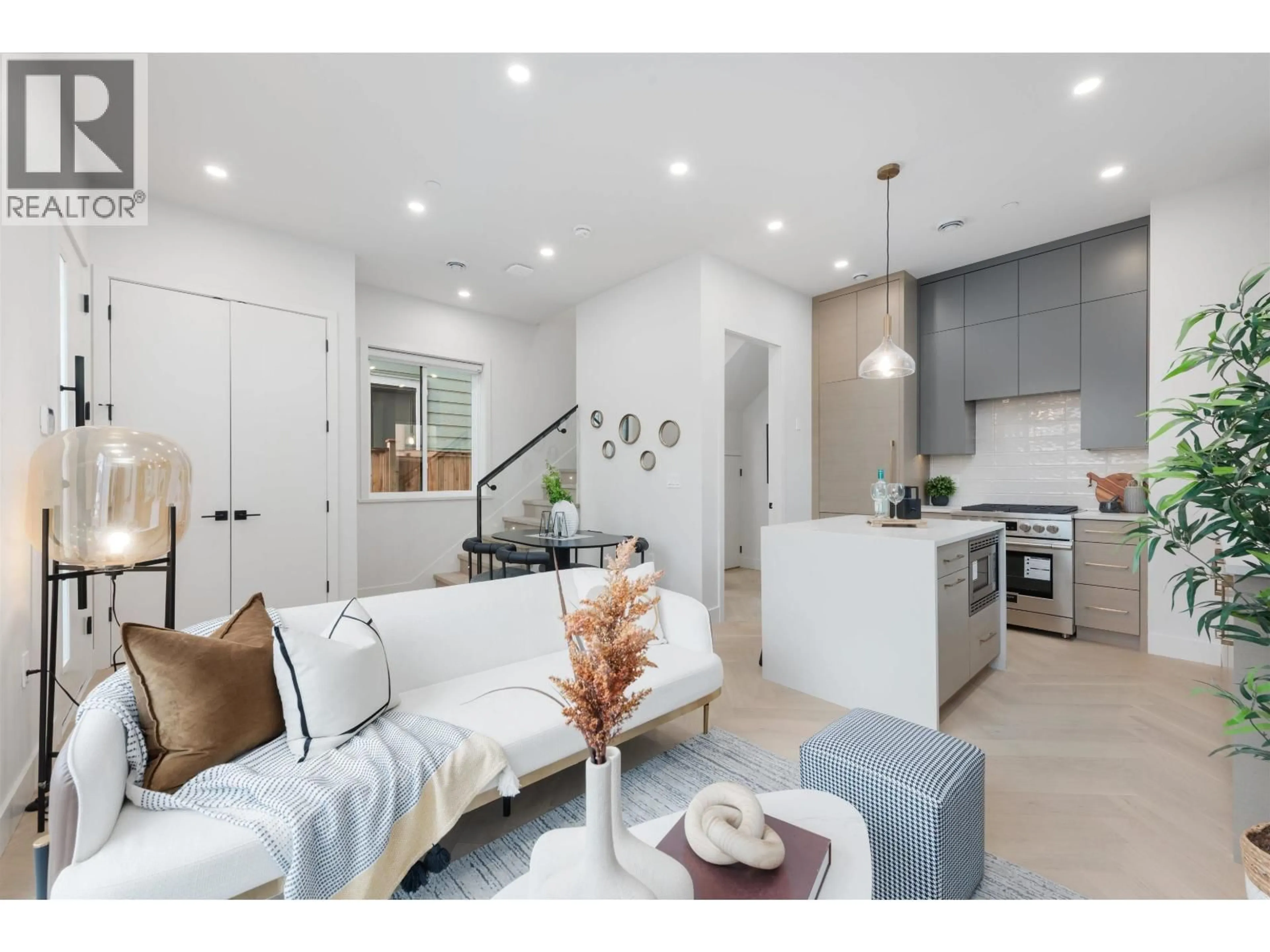 Open concept kitchen, unknown for 3351 KASLO STREET, Vancouver British Columbia V5M3H3