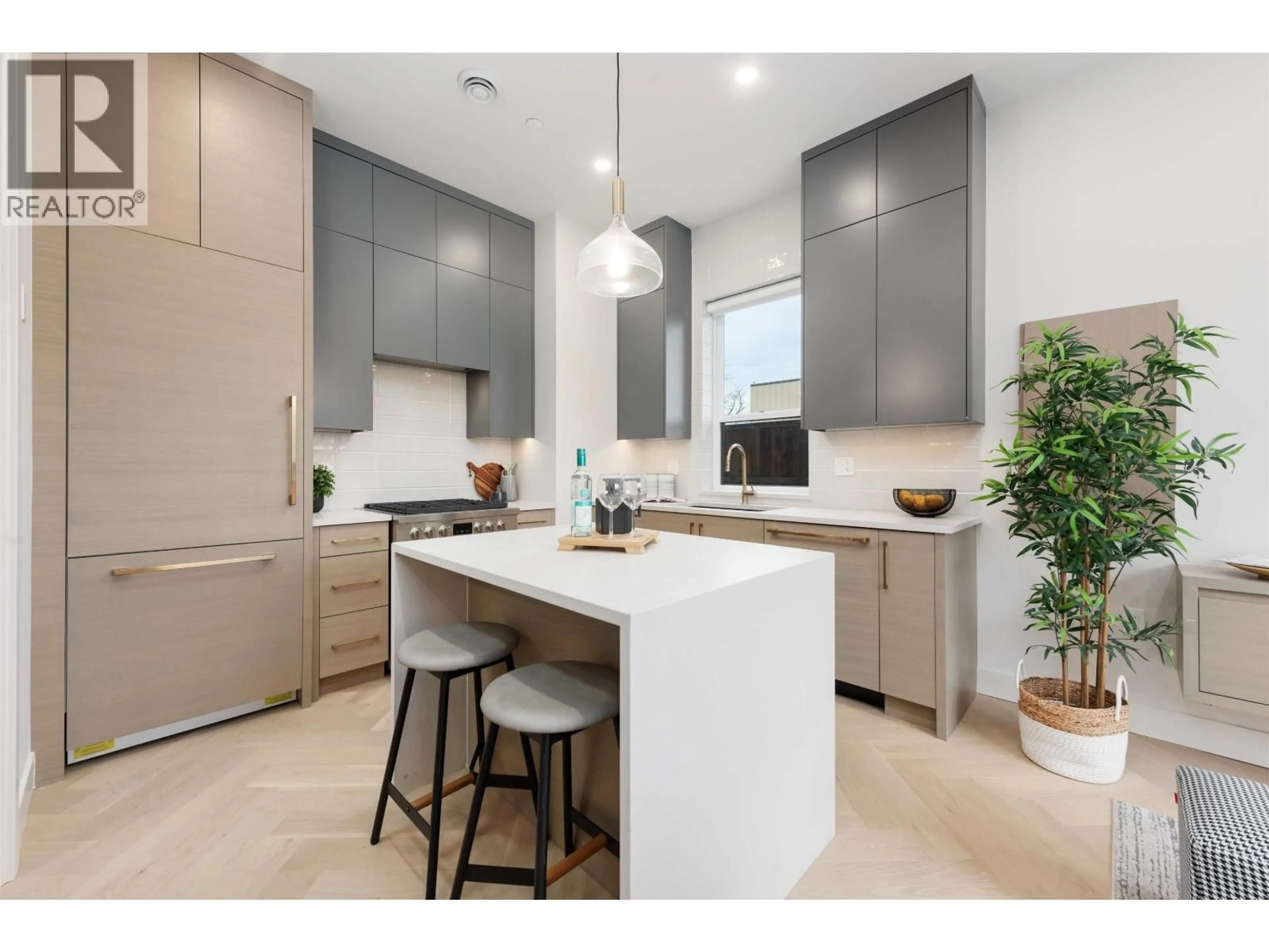 Contemporary kitchen, ceramic/tile floor for 3351 KASLO STREET, Vancouver British Columbia V5M3H3