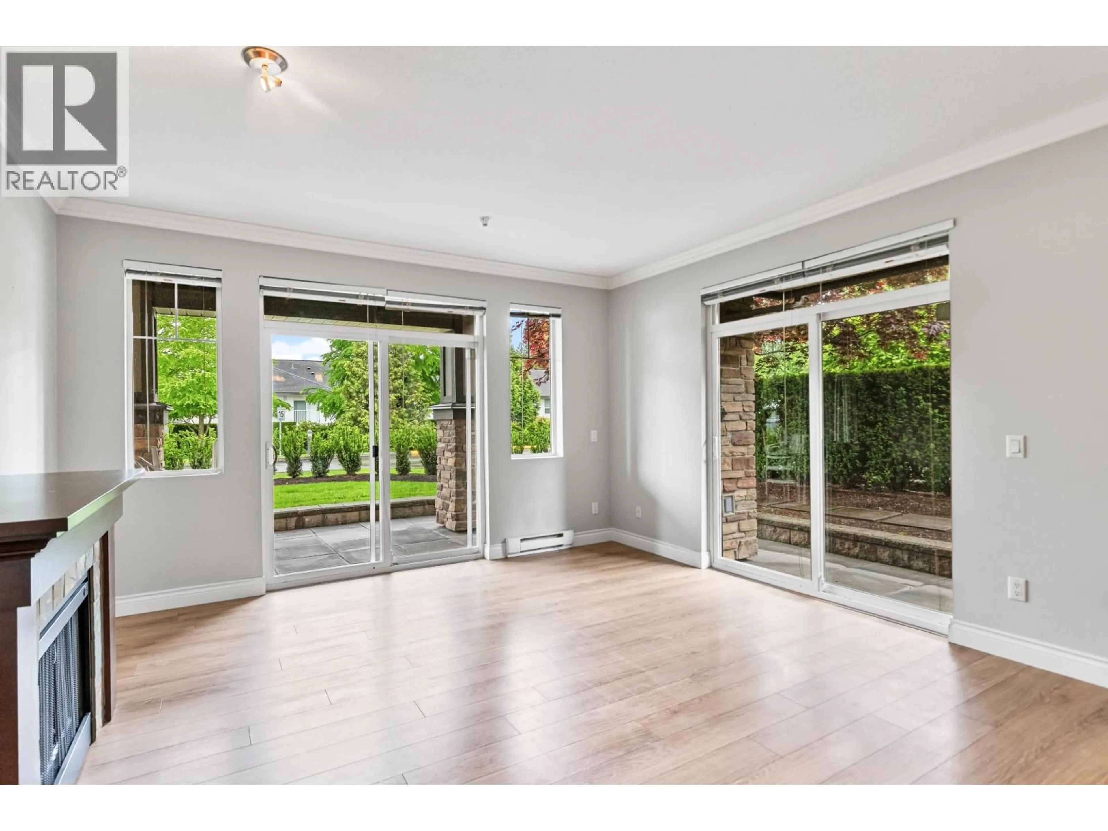 A pic of a room for 126 - 12258 224 STREET, Maple Ridge British Columbia V2X8Y7