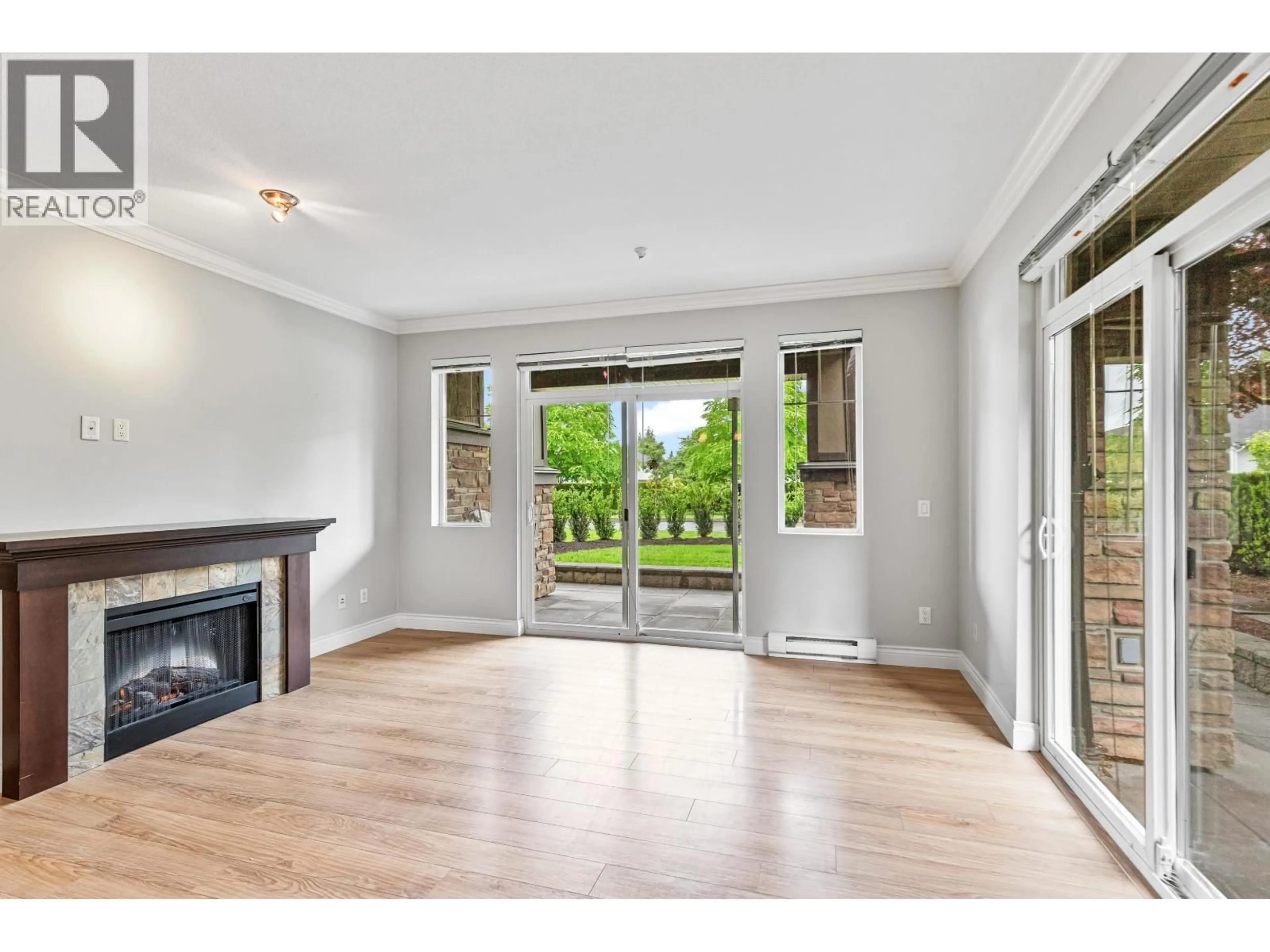 A pic of a room for 126 - 12258 224 STREET, Maple Ridge British Columbia V2X8Y7