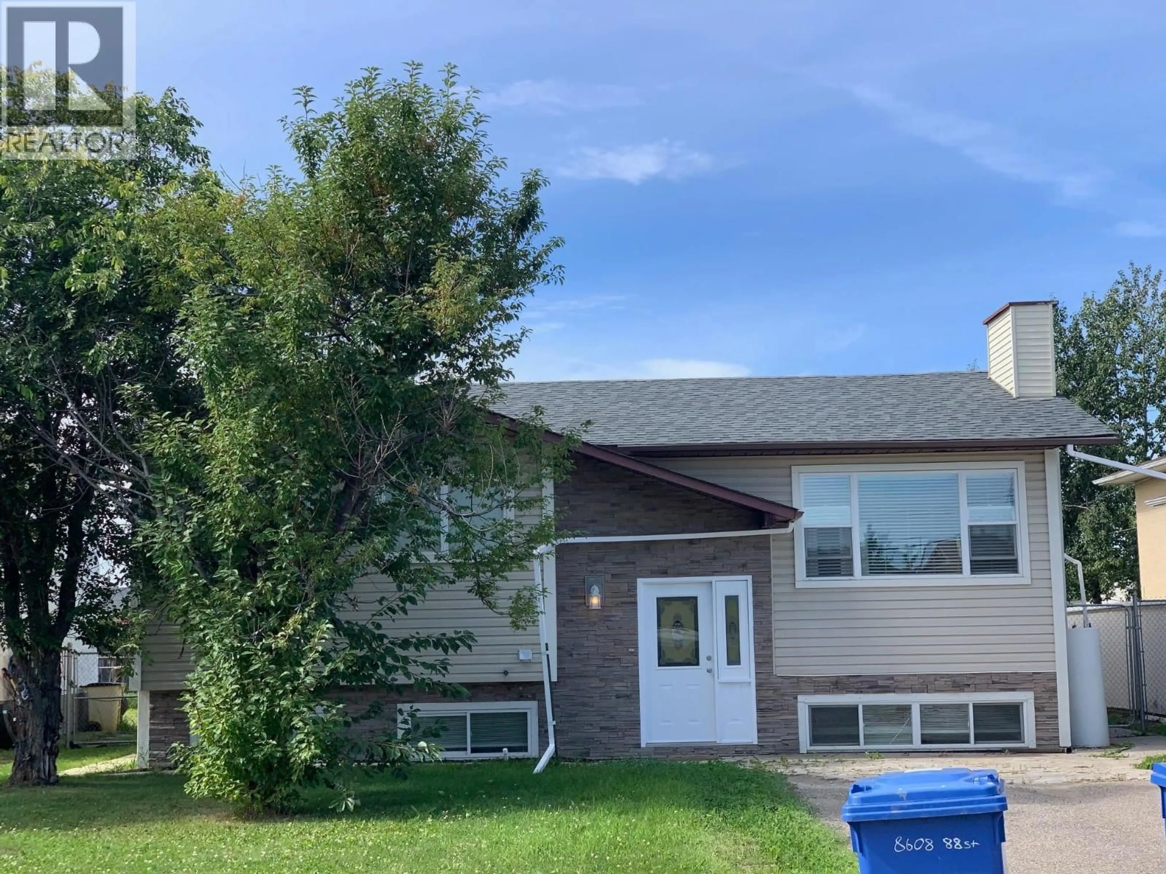 Home with vinyl exterior material, street for 8608 88 STREET, Fort St. John British Columbia V1J6B3