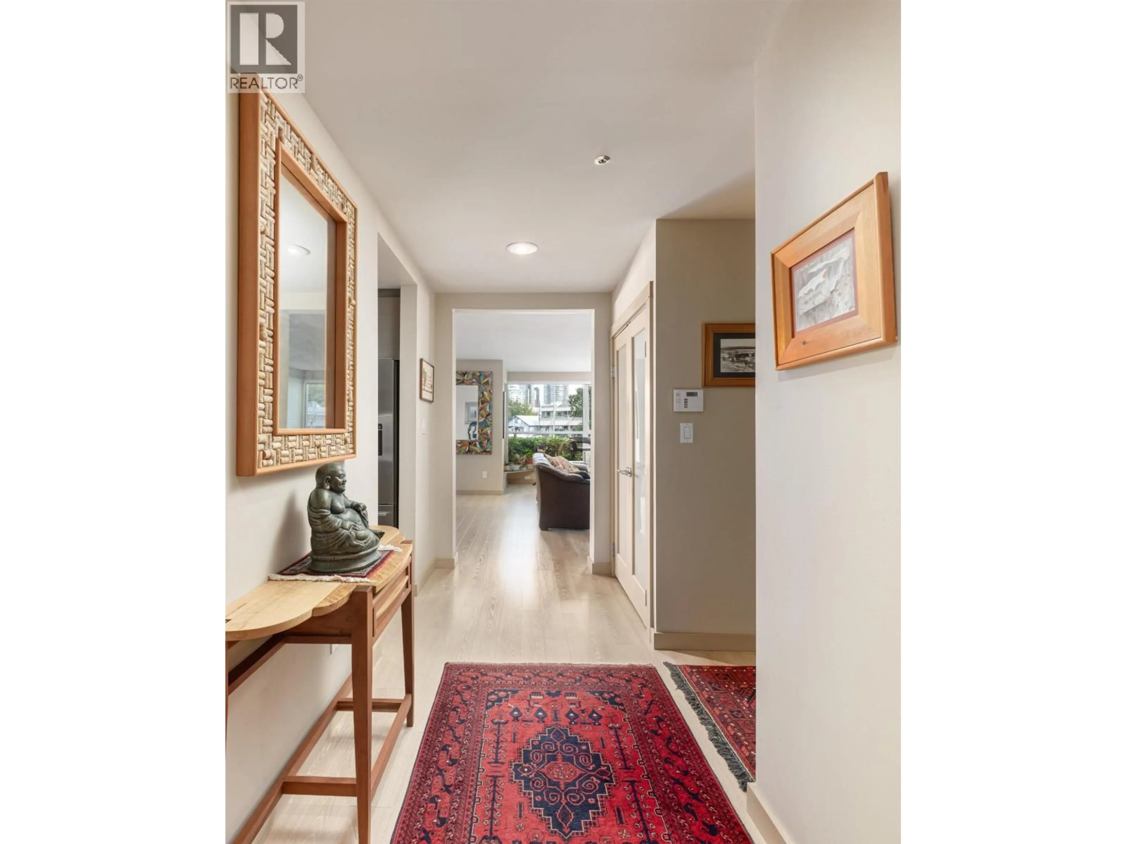 Indoor entryway for 108 - 1502 ISLAND PARK WALK, Vancouver British Columbia V6H3Z8