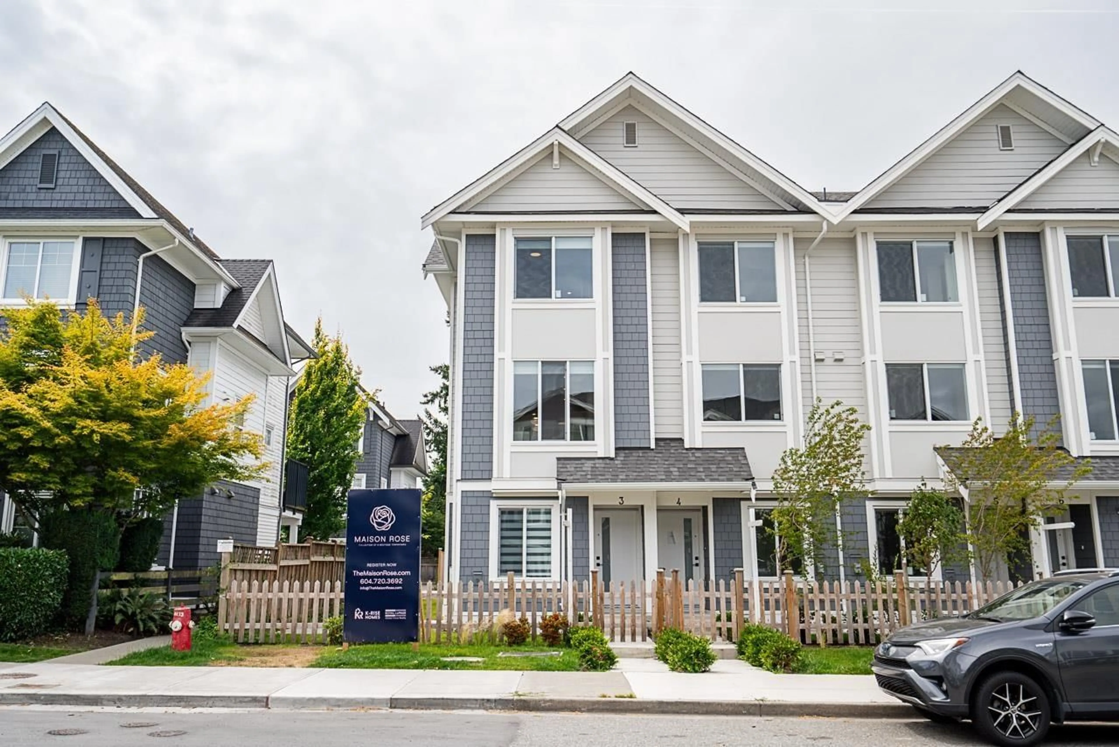 Home with vinyl exterior material, street for 3 - 2525 156, Surrey British Columbia V3V7P2
