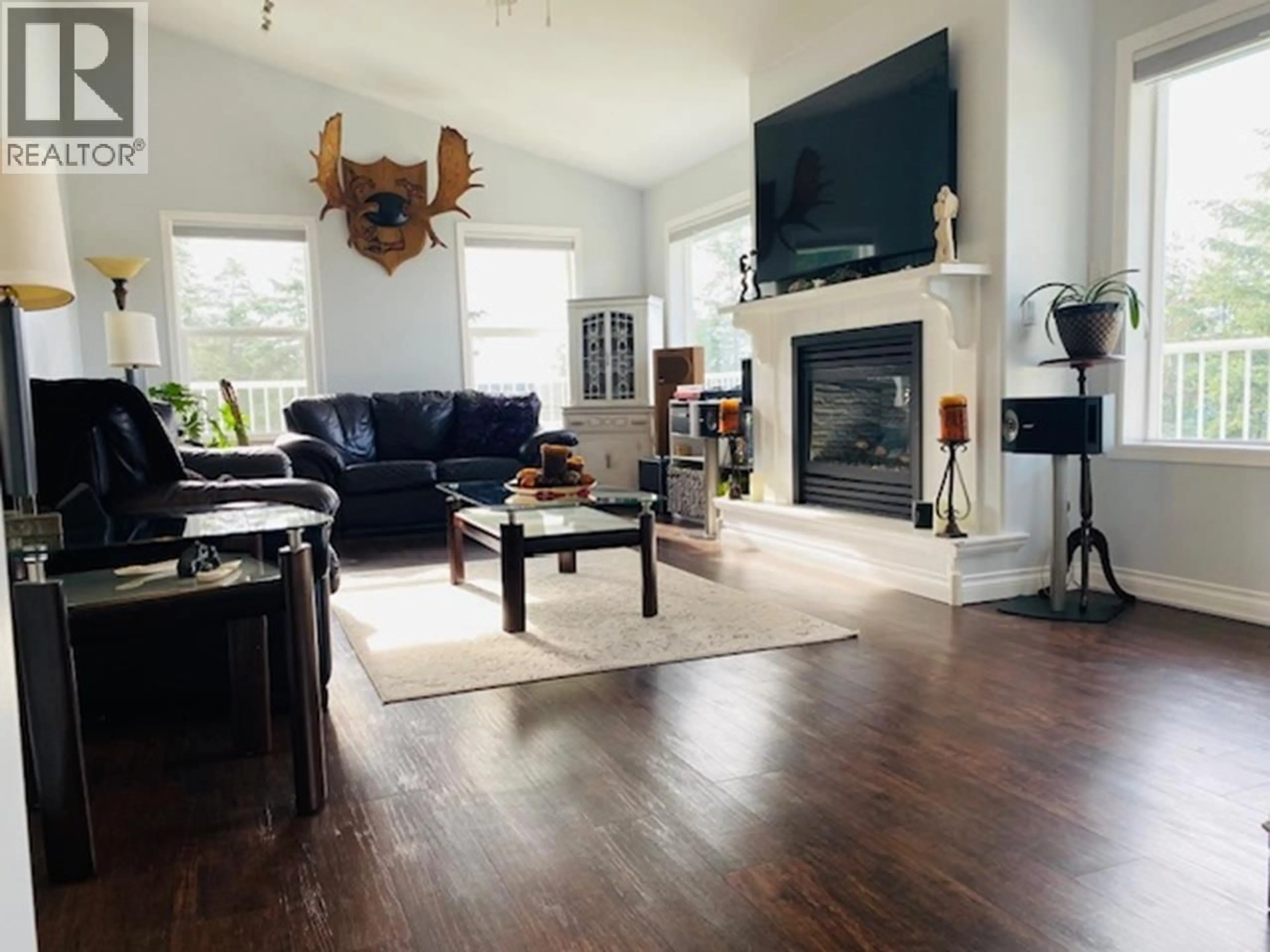 Living room with furniture, wood/laminate floor for 1997 ABLITT ROAD, Williams Lake British Columbia V2G5C7