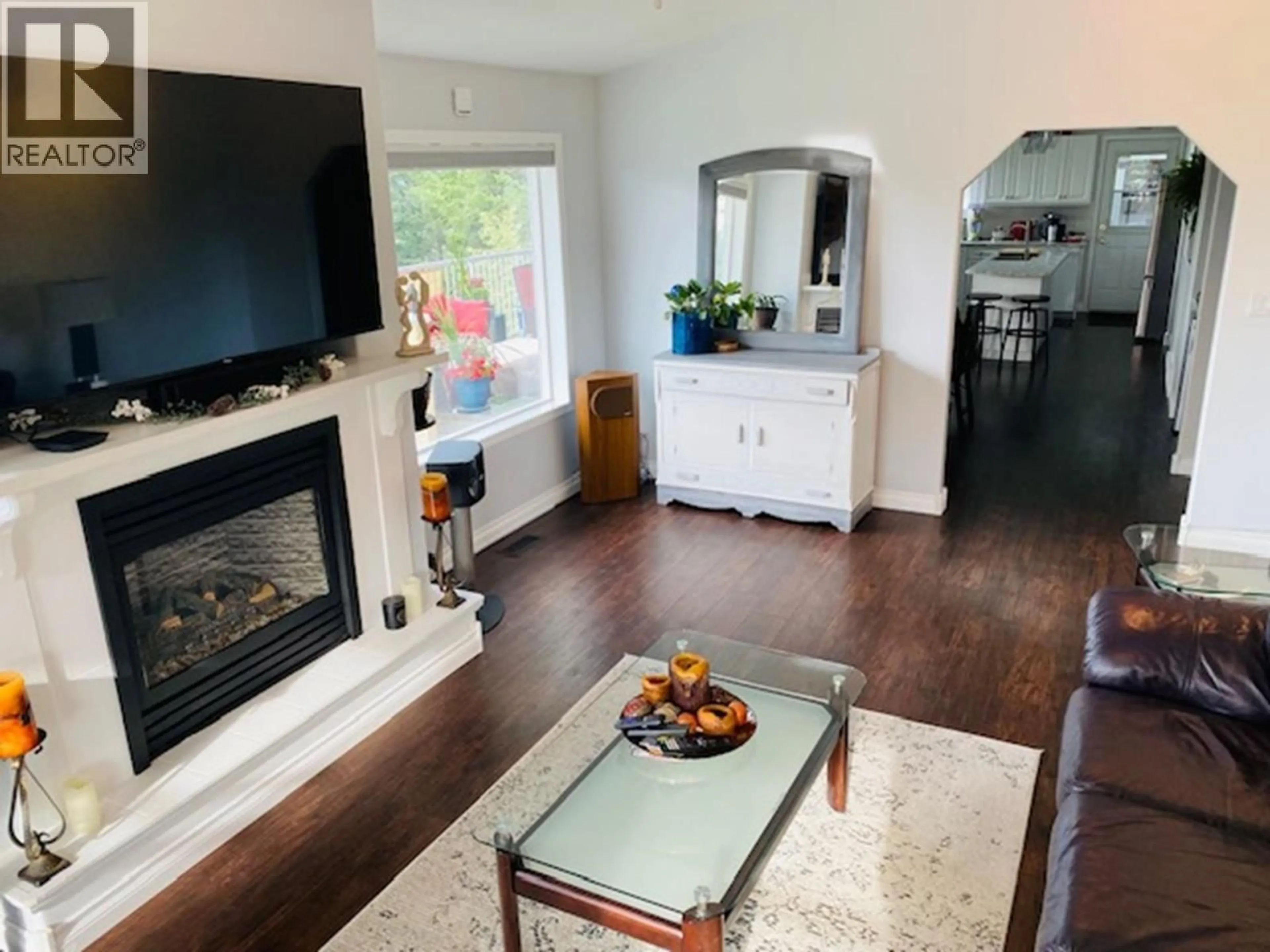 Living room with furniture, wood/laminate floor for 1997 ABLITT ROAD, Williams Lake British Columbia V2G5C7