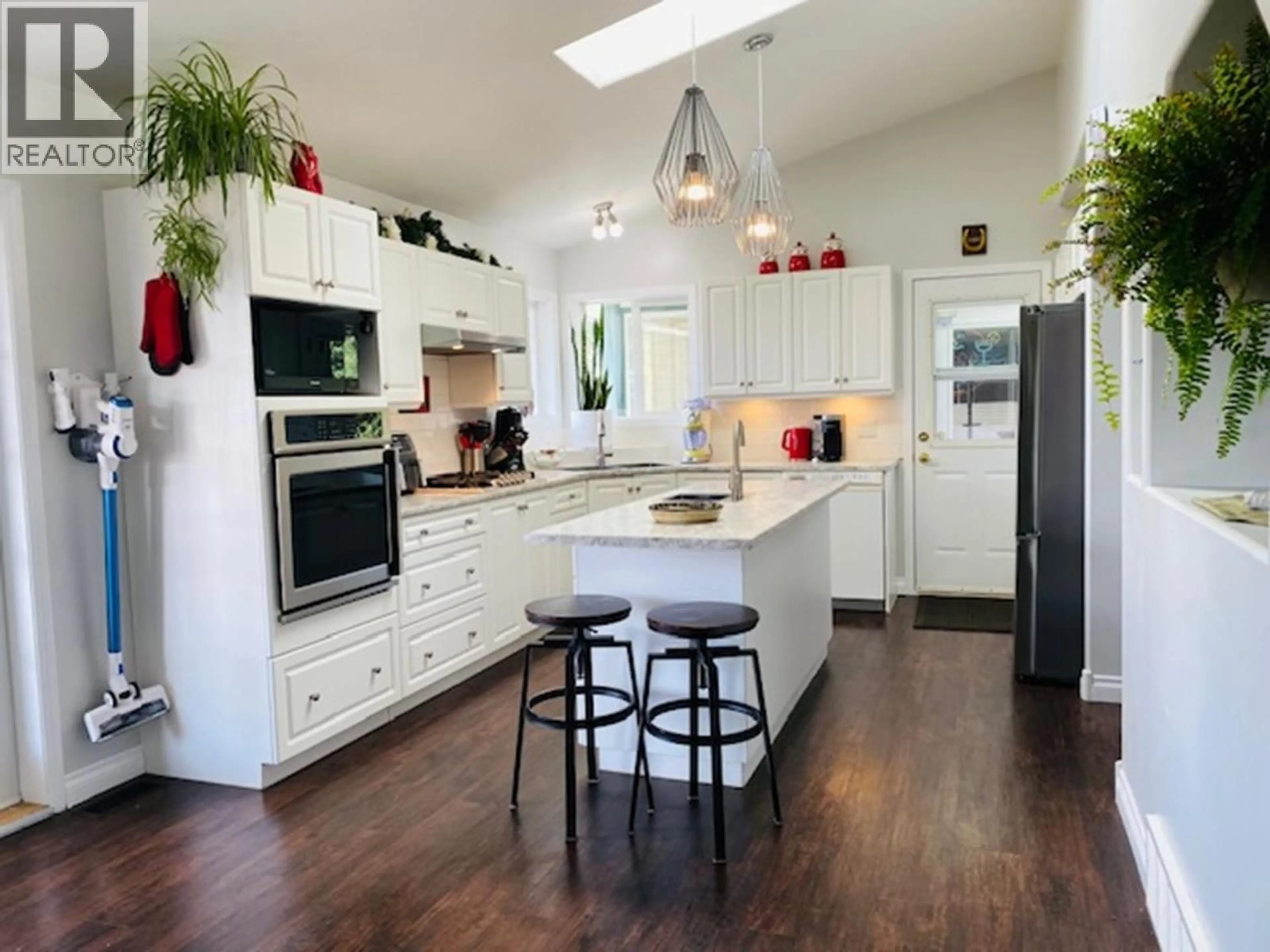 Open concept kitchen, unknown for 1997 ABLITT ROAD, Williams Lake British Columbia V2G5C7