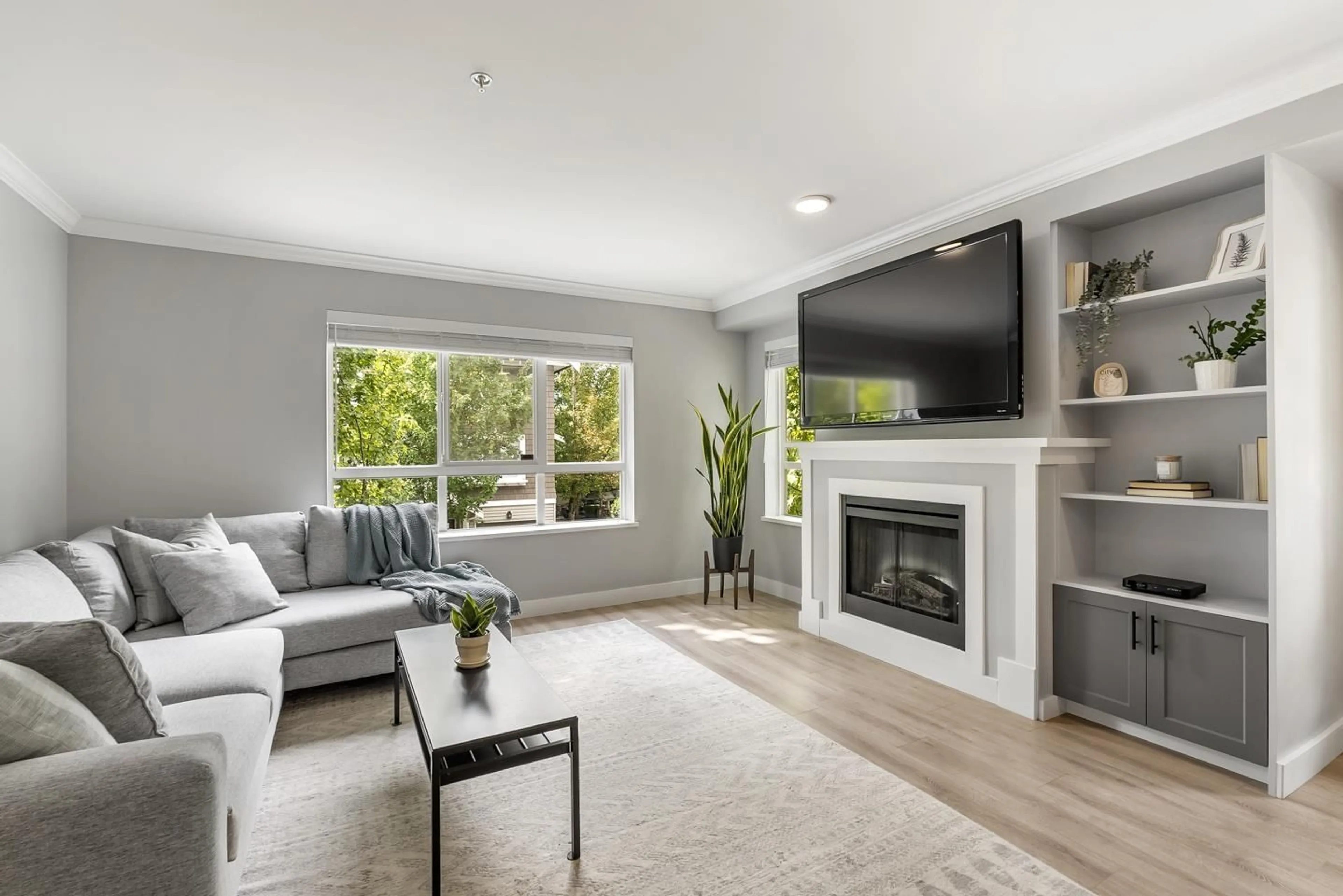 Living room with furniture, unknown for 76 - 6747 203 STREET, Langley British Columbia V2Y3B5