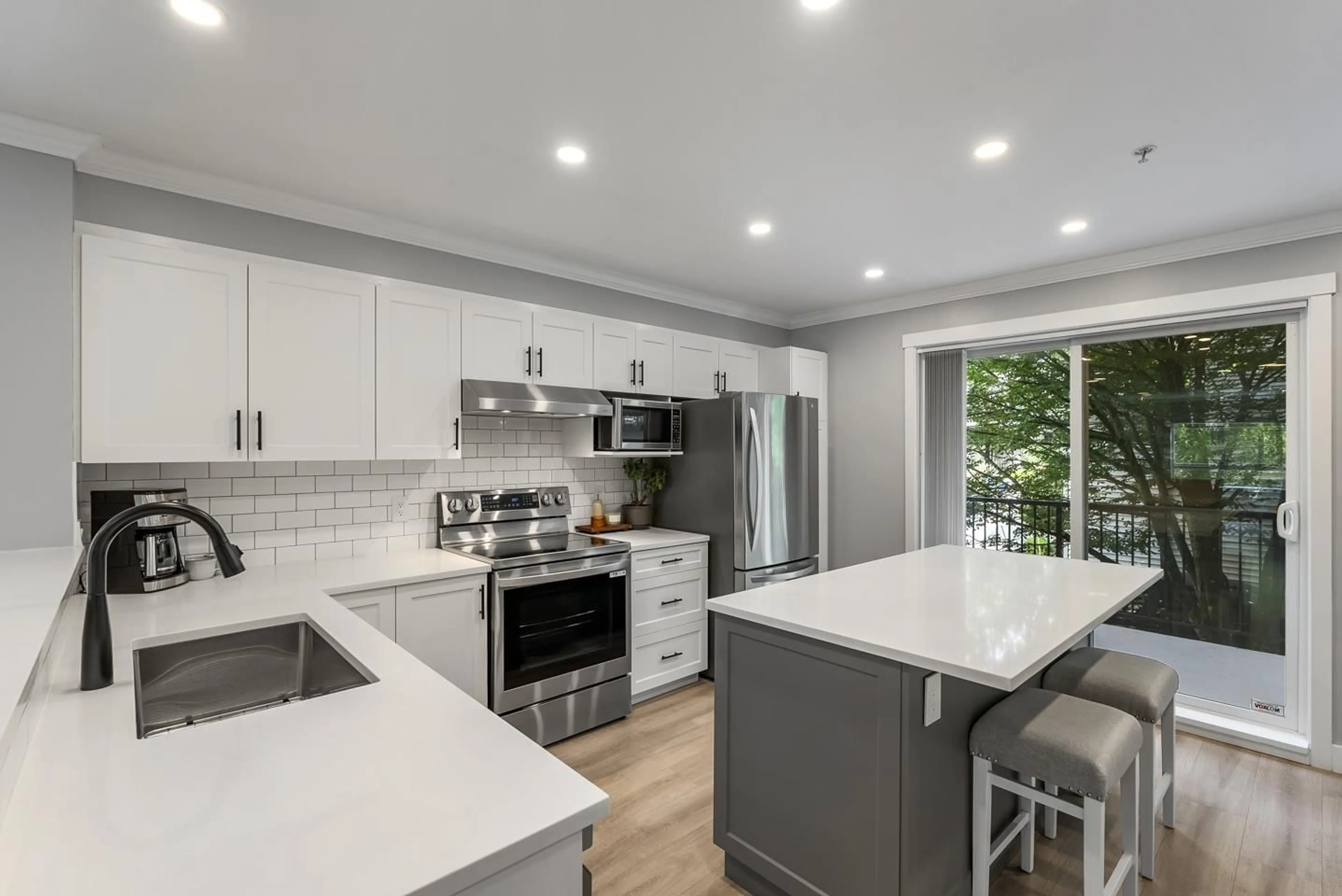 Open concept kitchen, unknown for 76 - 6747 203 STREET, Langley British Columbia V2Y3B5