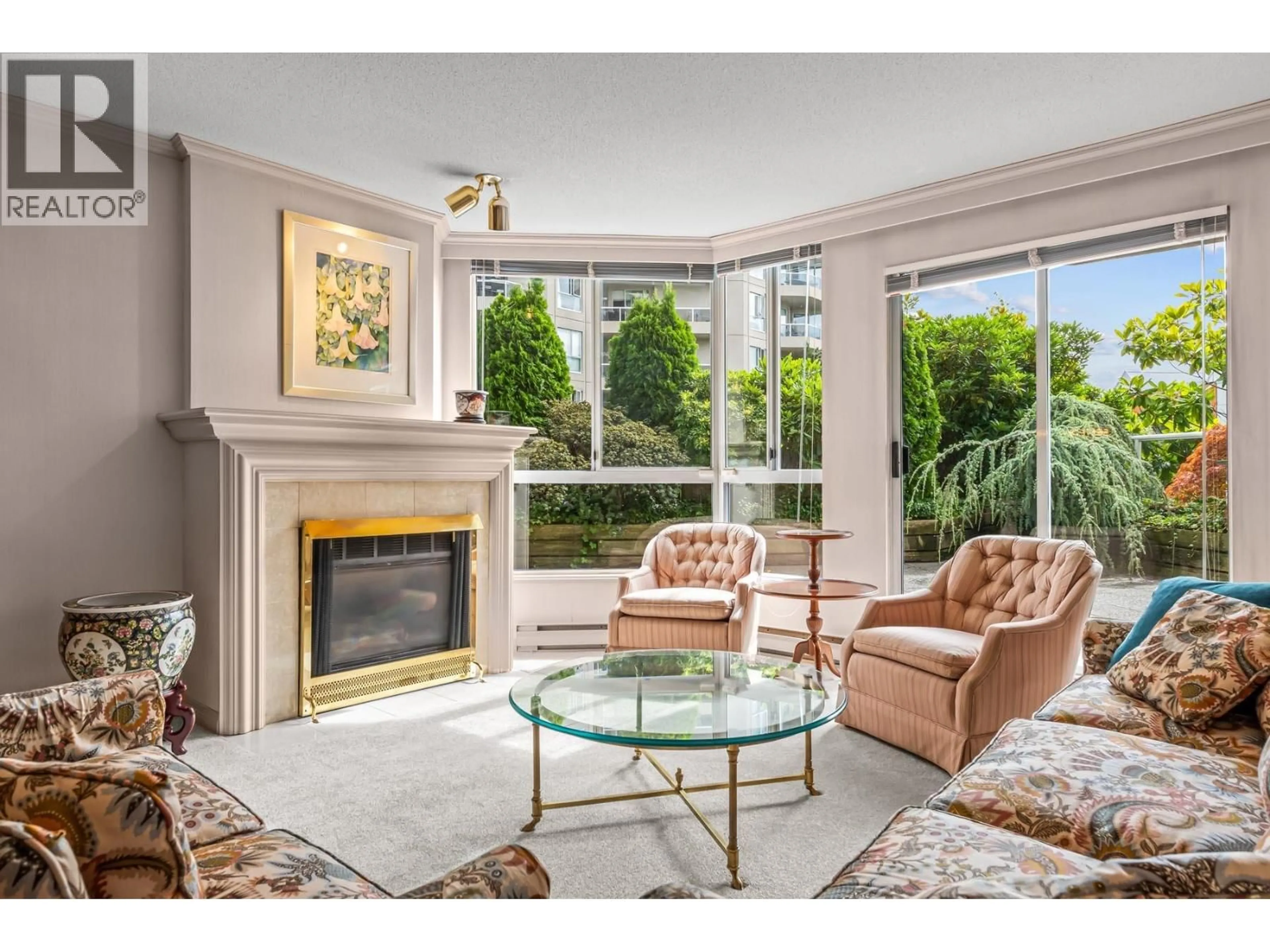 Living room with furniture, unknown for 305 - 1235 QUAYSIDE DRIVE, New Westminster British Columbia V3M6J5