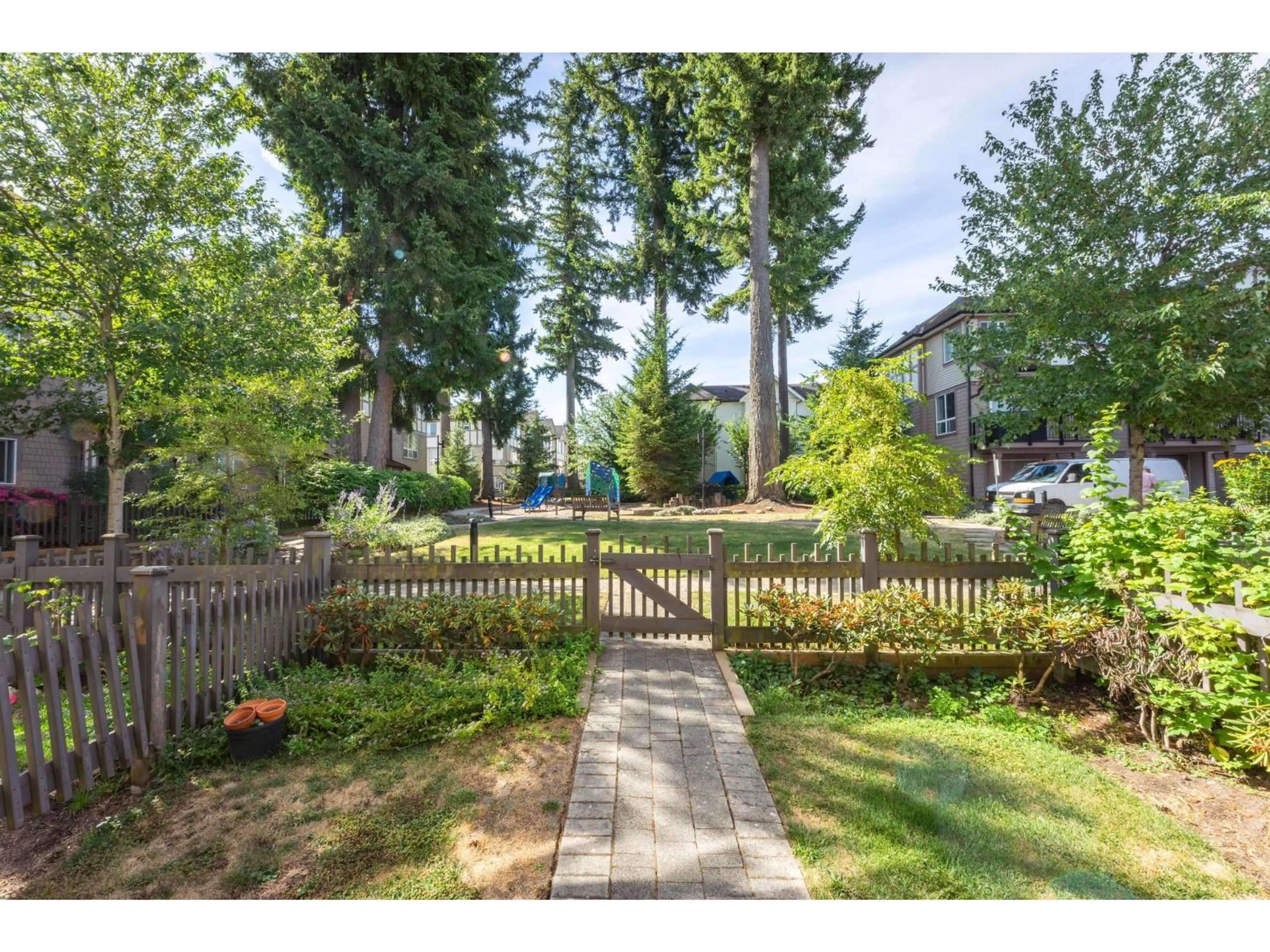 Patio, street for 59 - 7848 209, Langley British Columbia V2Y0M4
