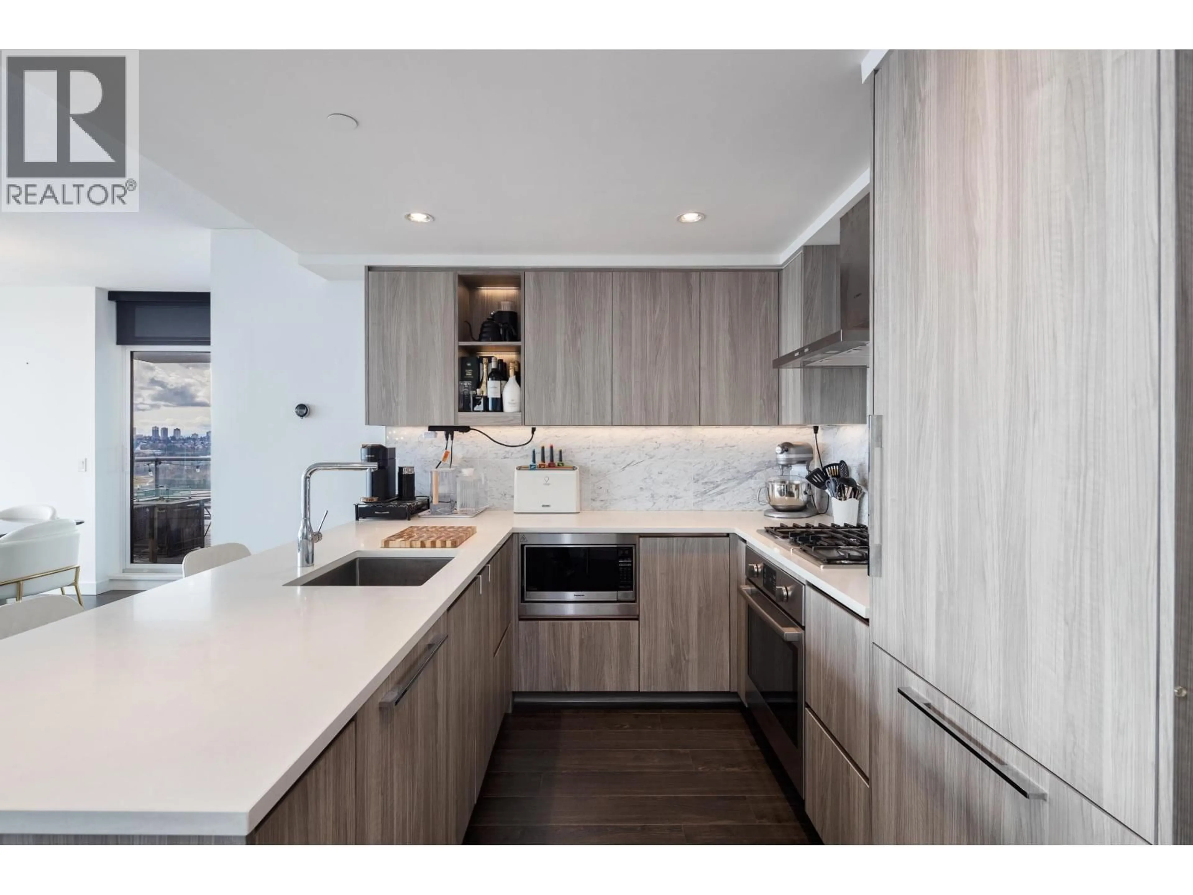 Contemporary kitchen, wood/laminate floor for 3508 - 4720 LOUGHEED HIGHWAY, Burnaby British Columbia V5C0M8