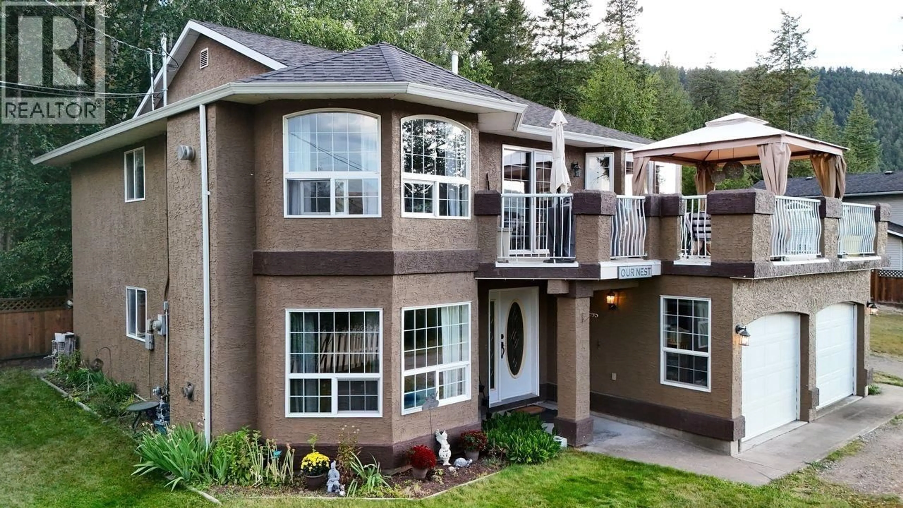 Home with vinyl exterior material, mountain view for 2117 KINGLET ROAD, Williams Lake British Columbia V2G5G3